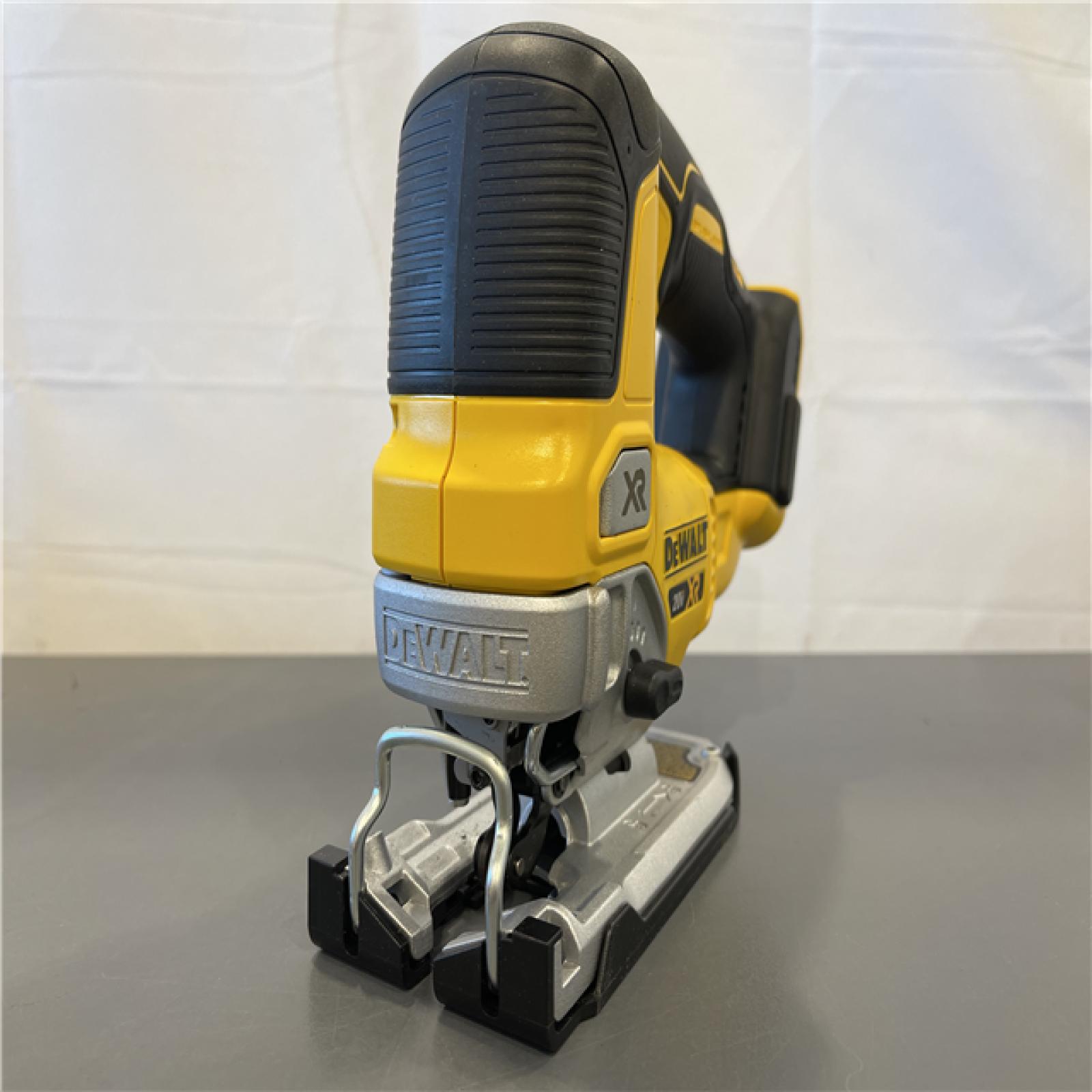 Like New! - DeWalt 20V MAX XR Cordless Brushless Jigsaw (Tool Only)