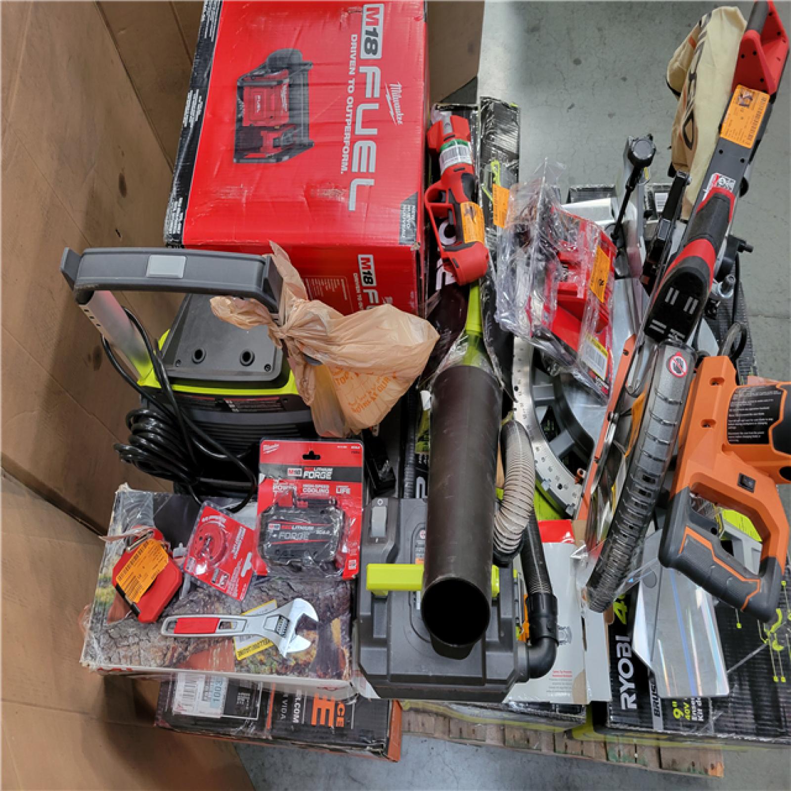 PHOENIX AS-IS TOOL PALLET