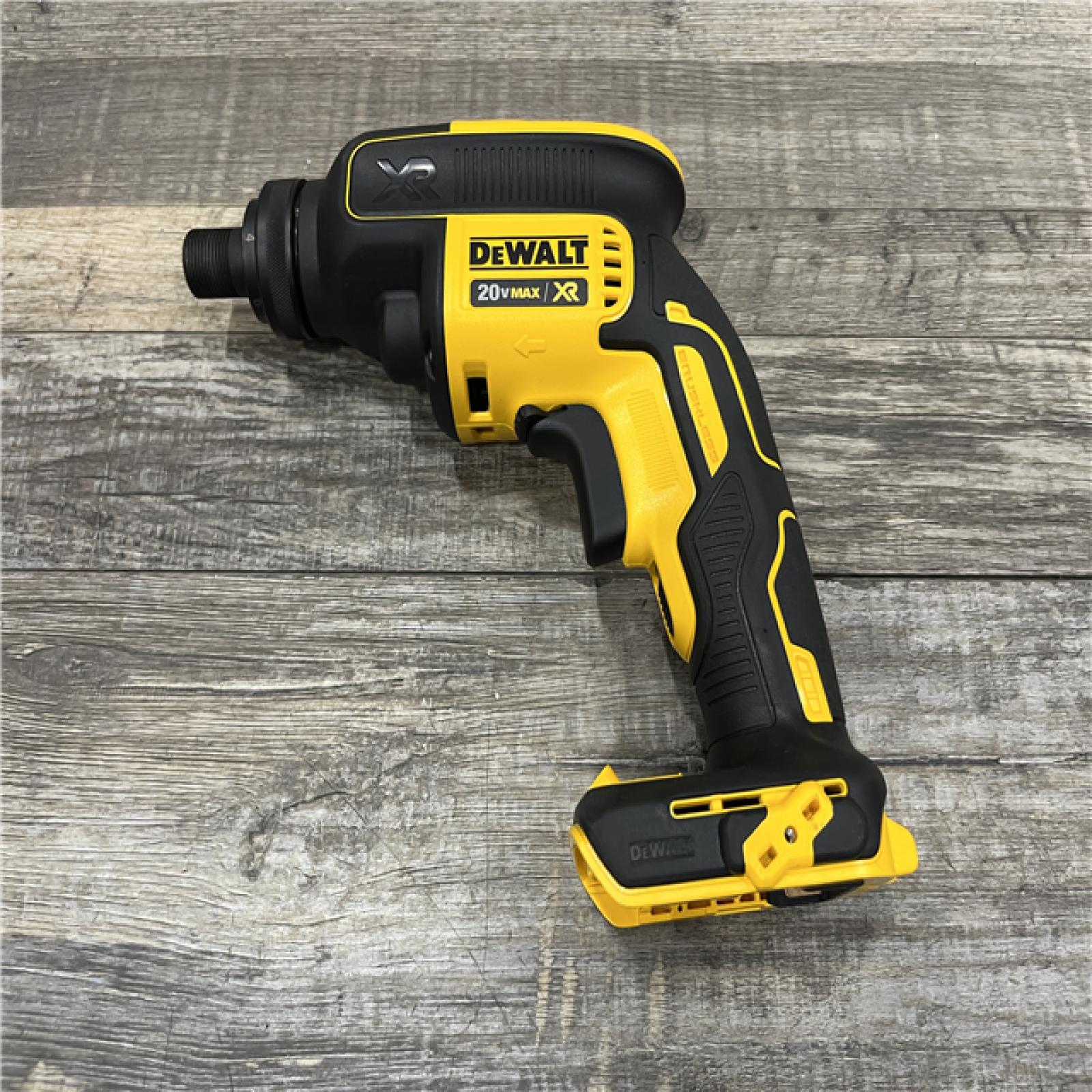 AS-IS DEWALT 20V MAX XR Cordless Brushless Drywall Screw Gun Threaded Clutch Housing (Tool Only)