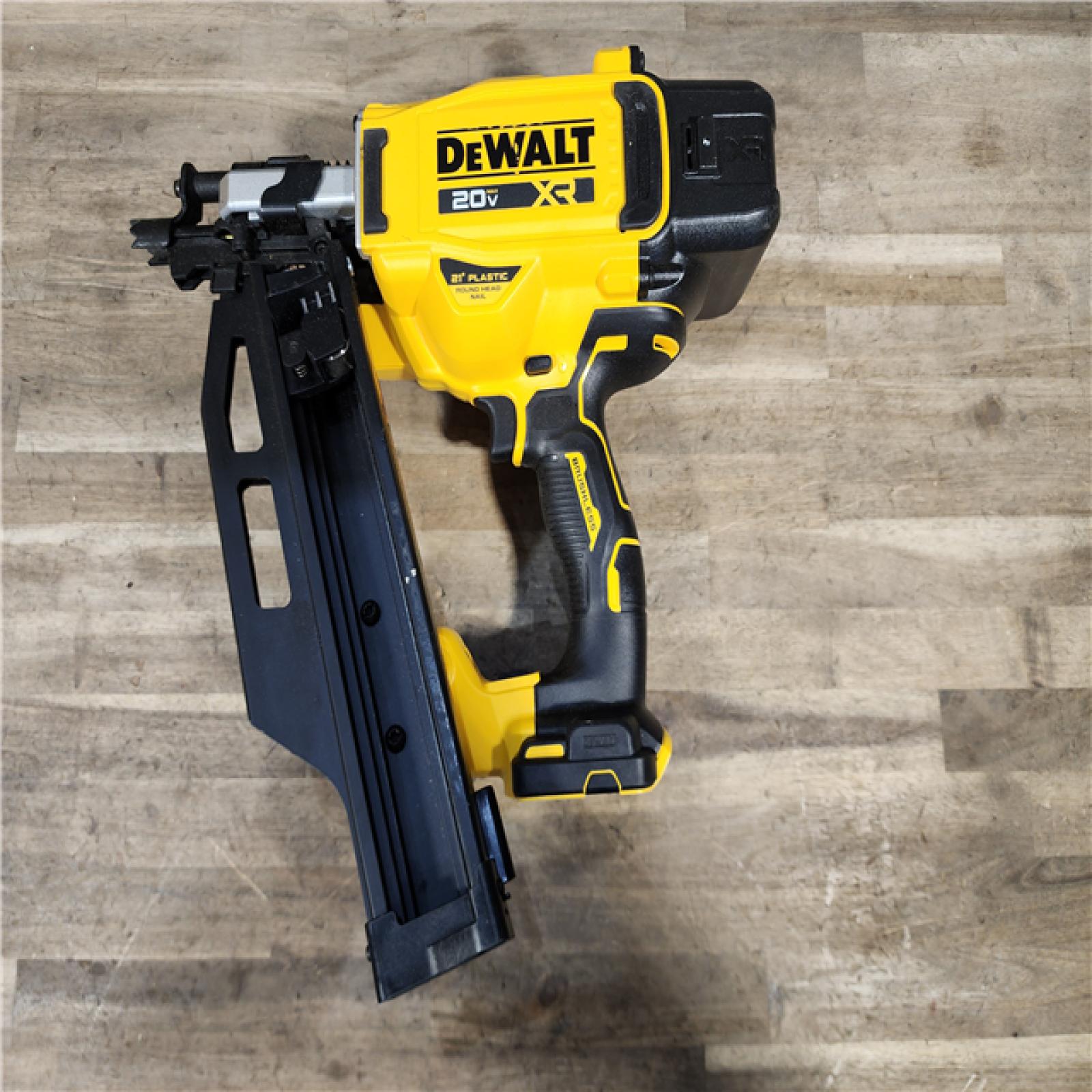 HOUSTON LOCATION - AS-IS DEWALT 20-Volt 21° Cordless Framing Nailer (Tool-Only)