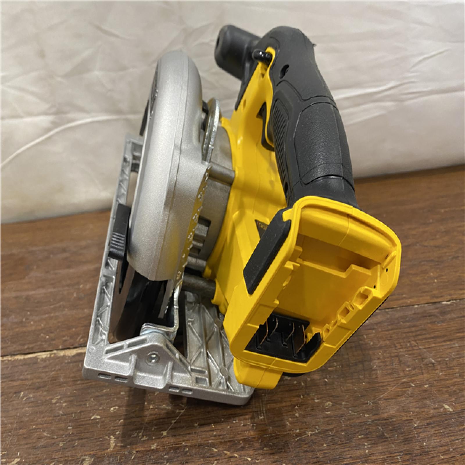 AS-IS DEWALT 20-Volt MAX Lithium-Ion Cordless 6-1/2 in. Circular Saw (Tool-Only)