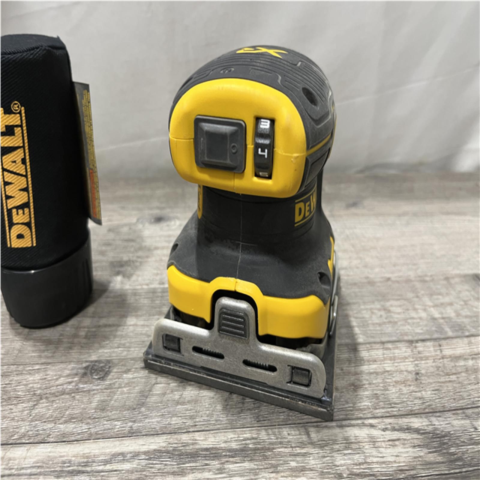 AS-IS DEWALT 20V MAX XR Brushless Cordless 1/4 Sheet Variable Speed Sander (Tool Only)