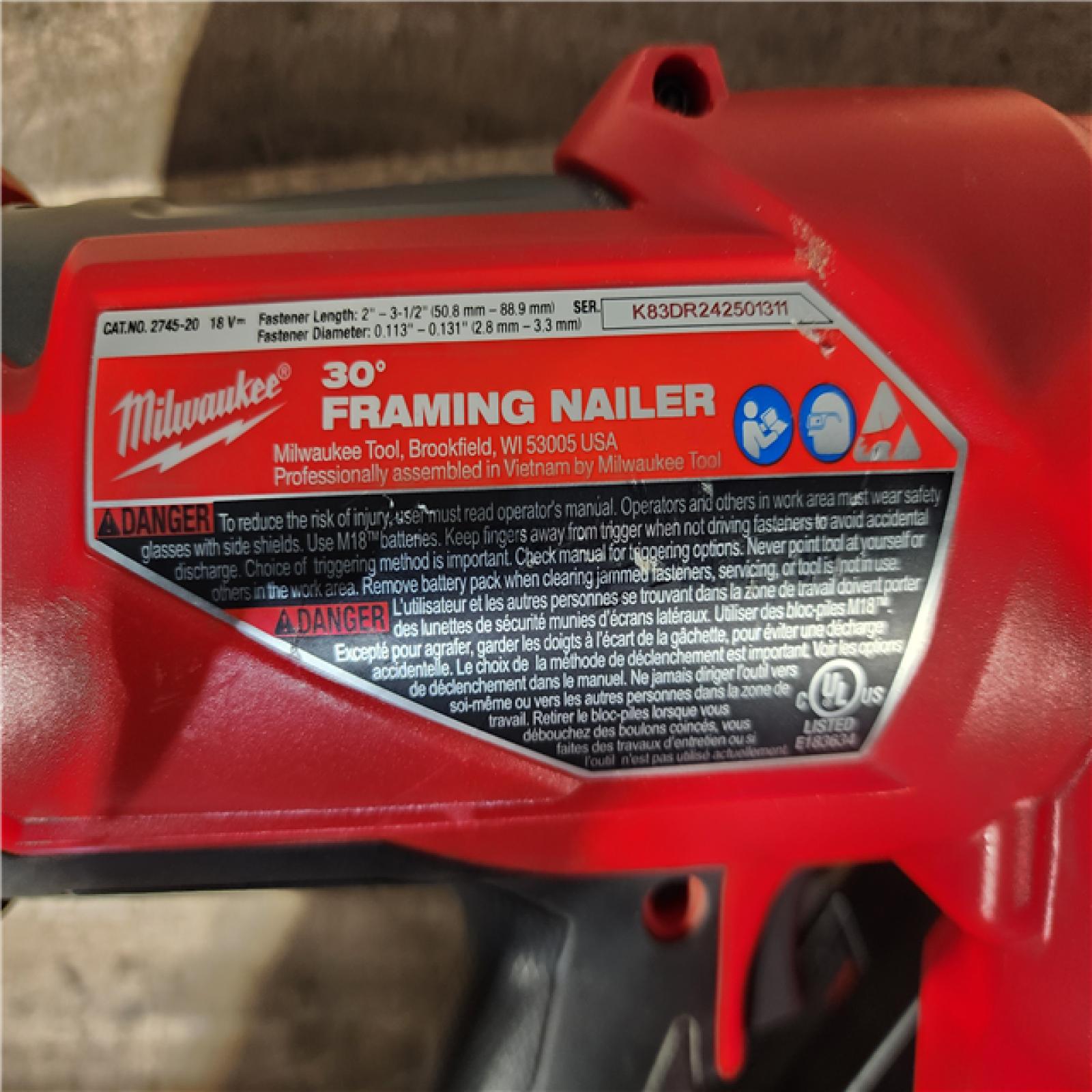 HOUSTON LOCATION - AS-IS Milwaukee  FUEL 3-1/2 in. 18-Volt 30-Degree Lithium-Ion Brushless Cordless Framing Nailer (Tool-Only)