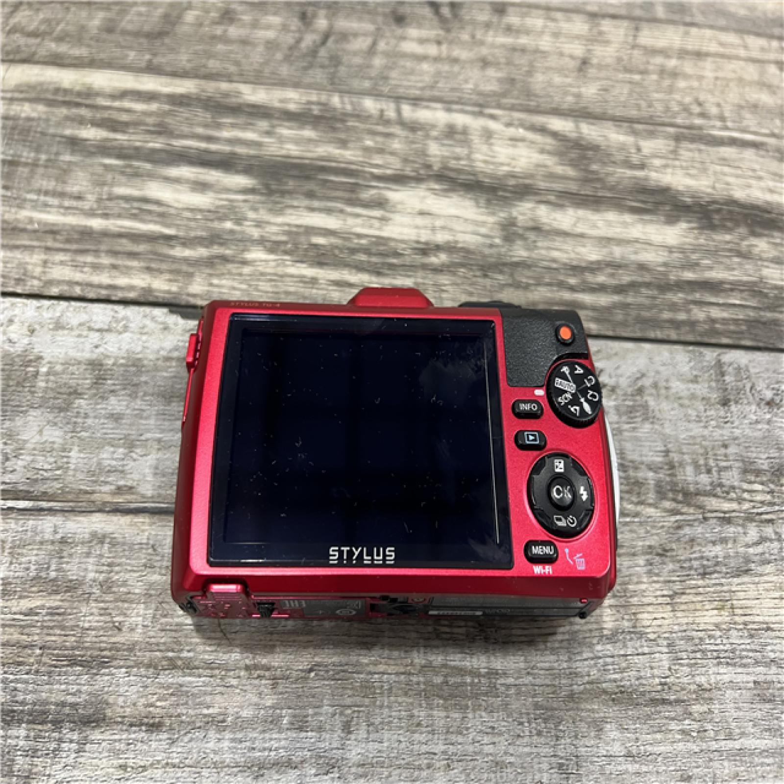 AS-IS Olympus Digital Camara Im005 Tough 2.1m / 7ft Shockproof 15m / 50ft