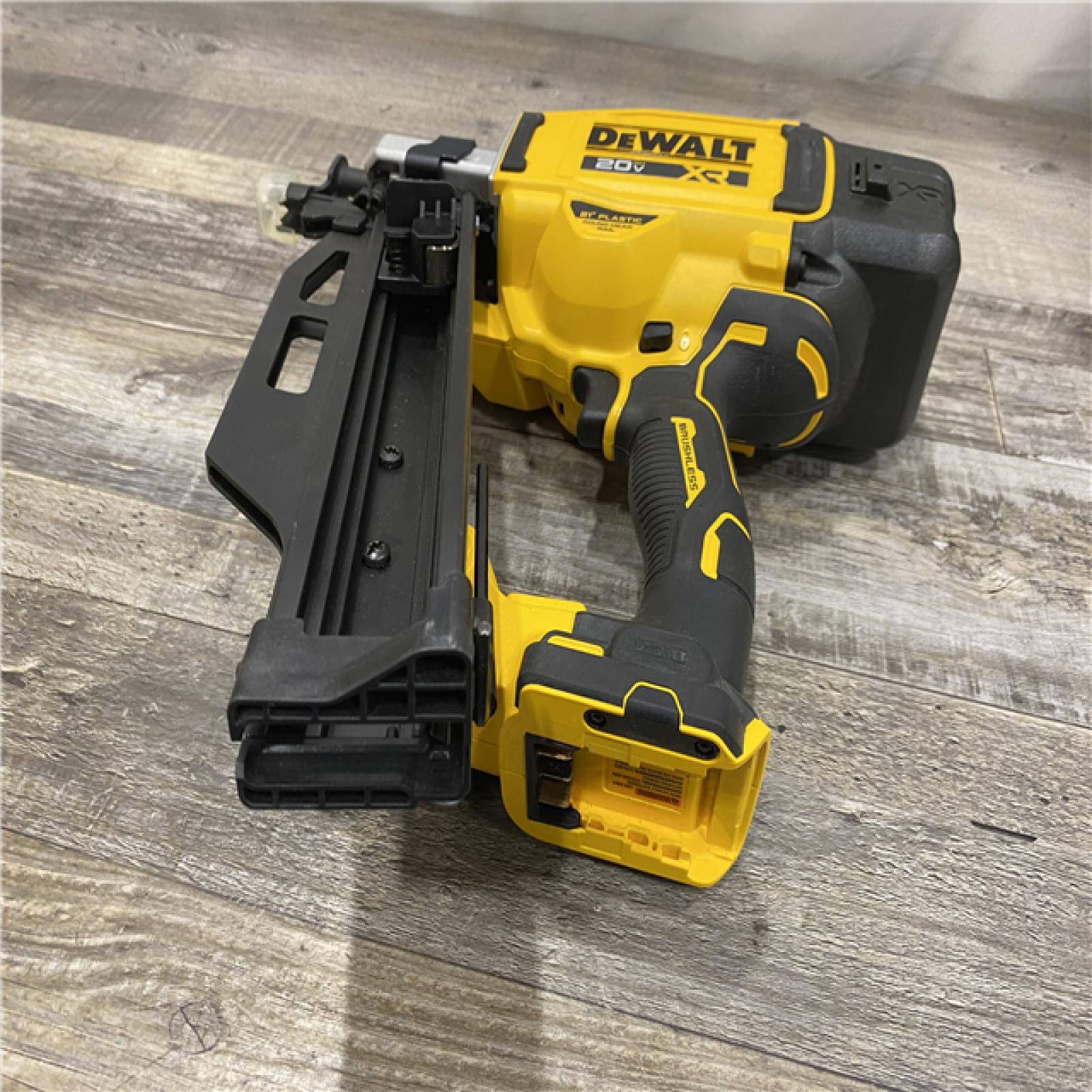 AS-IS DEWALT 20-Volt 21° Cordless Framing Nailer (Tool-Only)