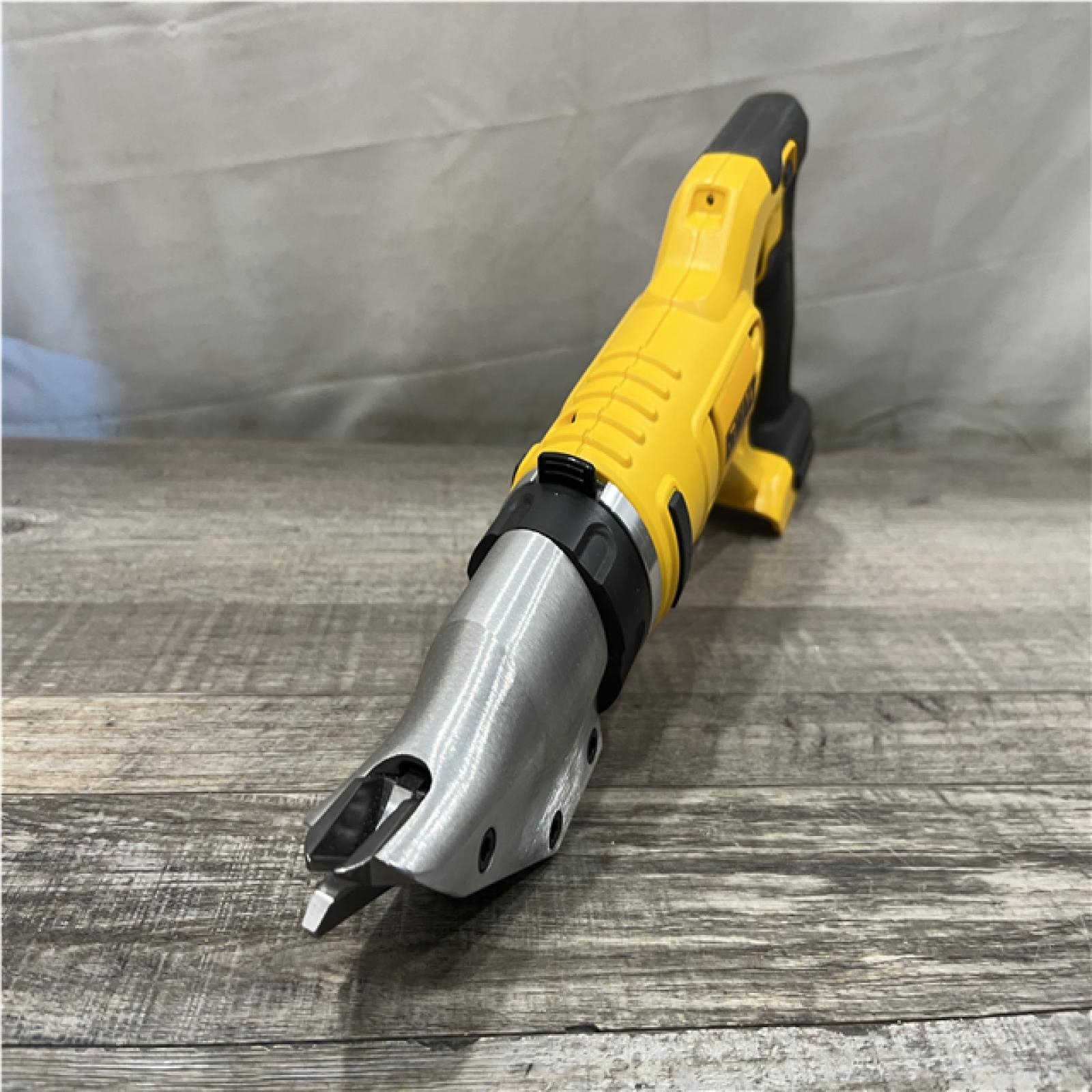 AS-IS DEWALT 20V MAX Cordless 18-Gauge Swivel Head Shears (Tool Only)
