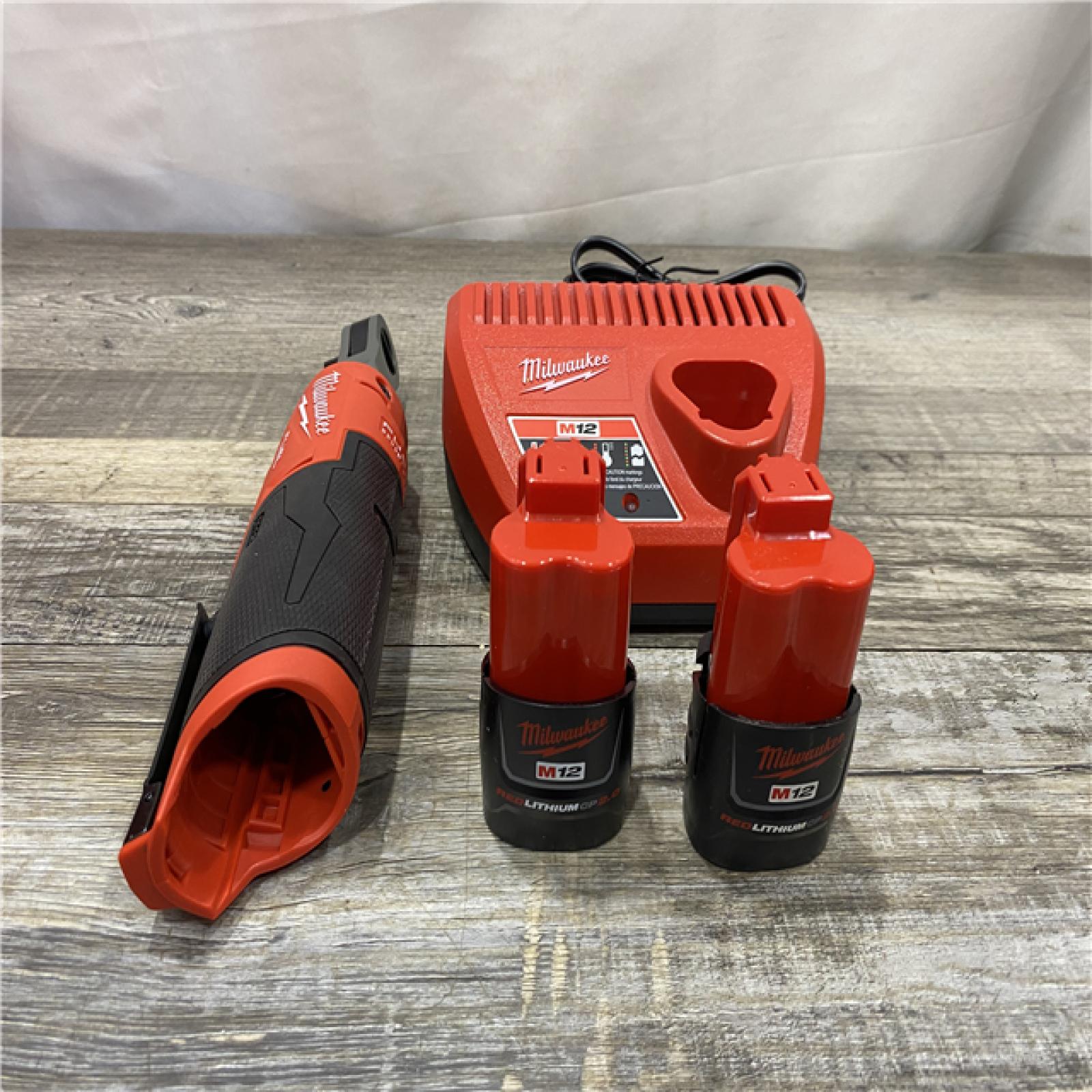 AS-IS Milwaukee FUEL 12V Lithium-Ion Brushless Cordless High Speed 3/8 in. Ratchet Kit