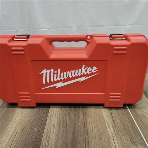 AS-IS  Milwaukee 12 Amp SAWZALL Reciprocating Saw with Case