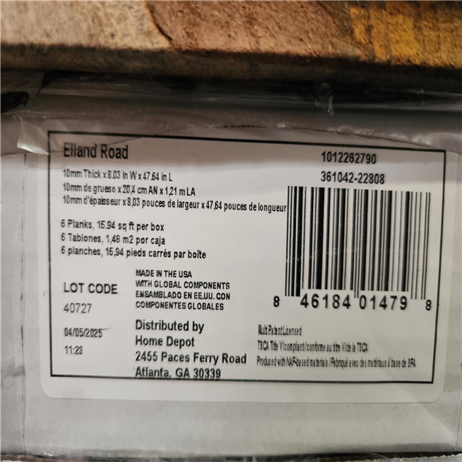 Phoenix Location AS-IS Home Decorators Collection Elland Road Elm 12 mm T x 8 in. W Waterproof Laminate Wood Flooring(669 sq. ft./42 Case)