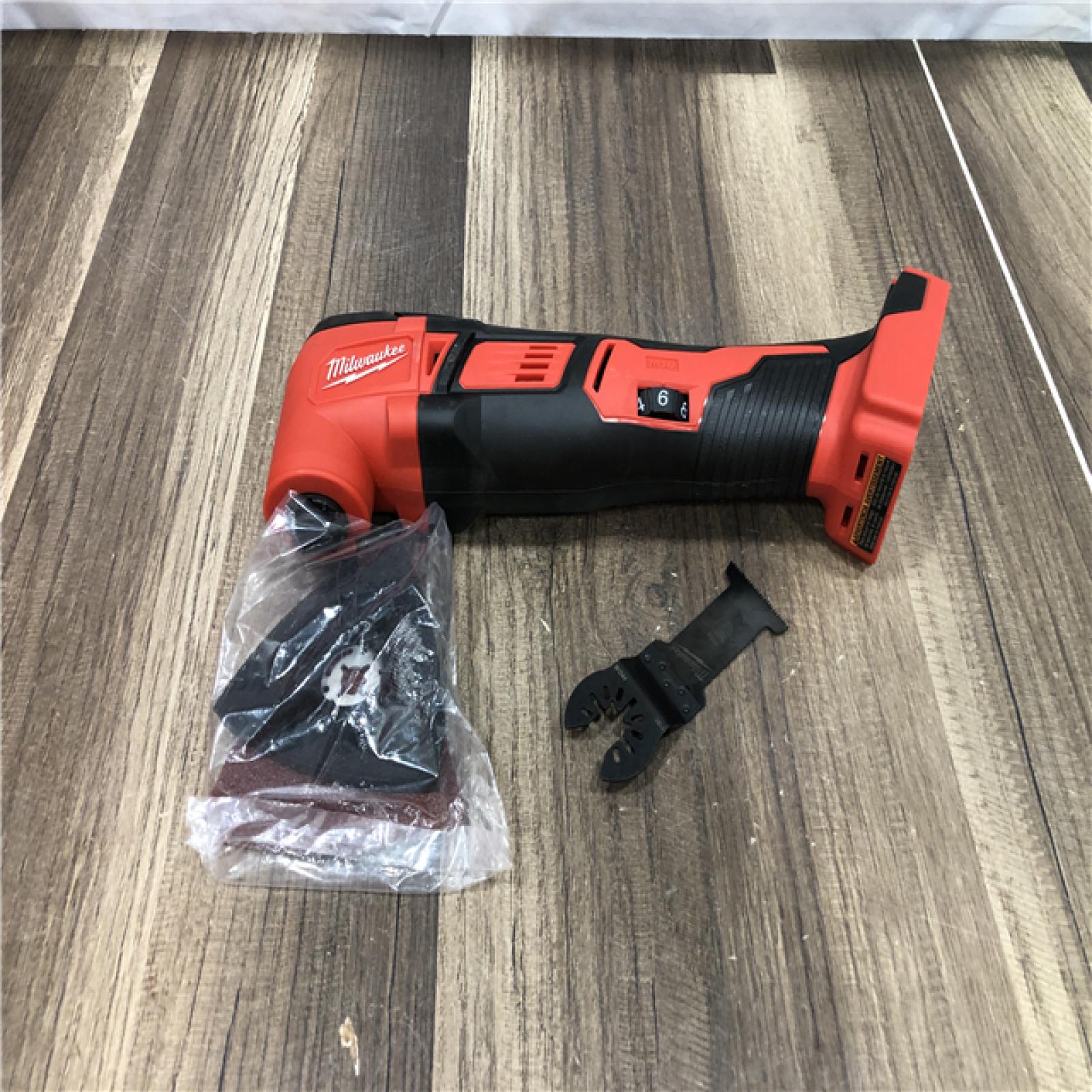 AS-IS Milwaukee 18V Lithium-Ion Cordless Oscillating Multi-Tool (Tool-Only)