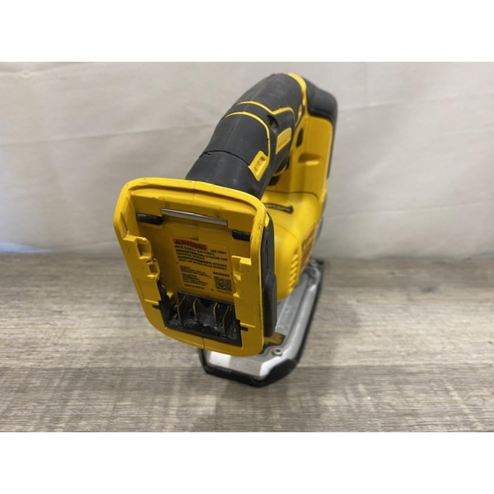 AS-IS DEWALT 20V MAX XR Cordless Brushless Jigsaw (Tool Only)