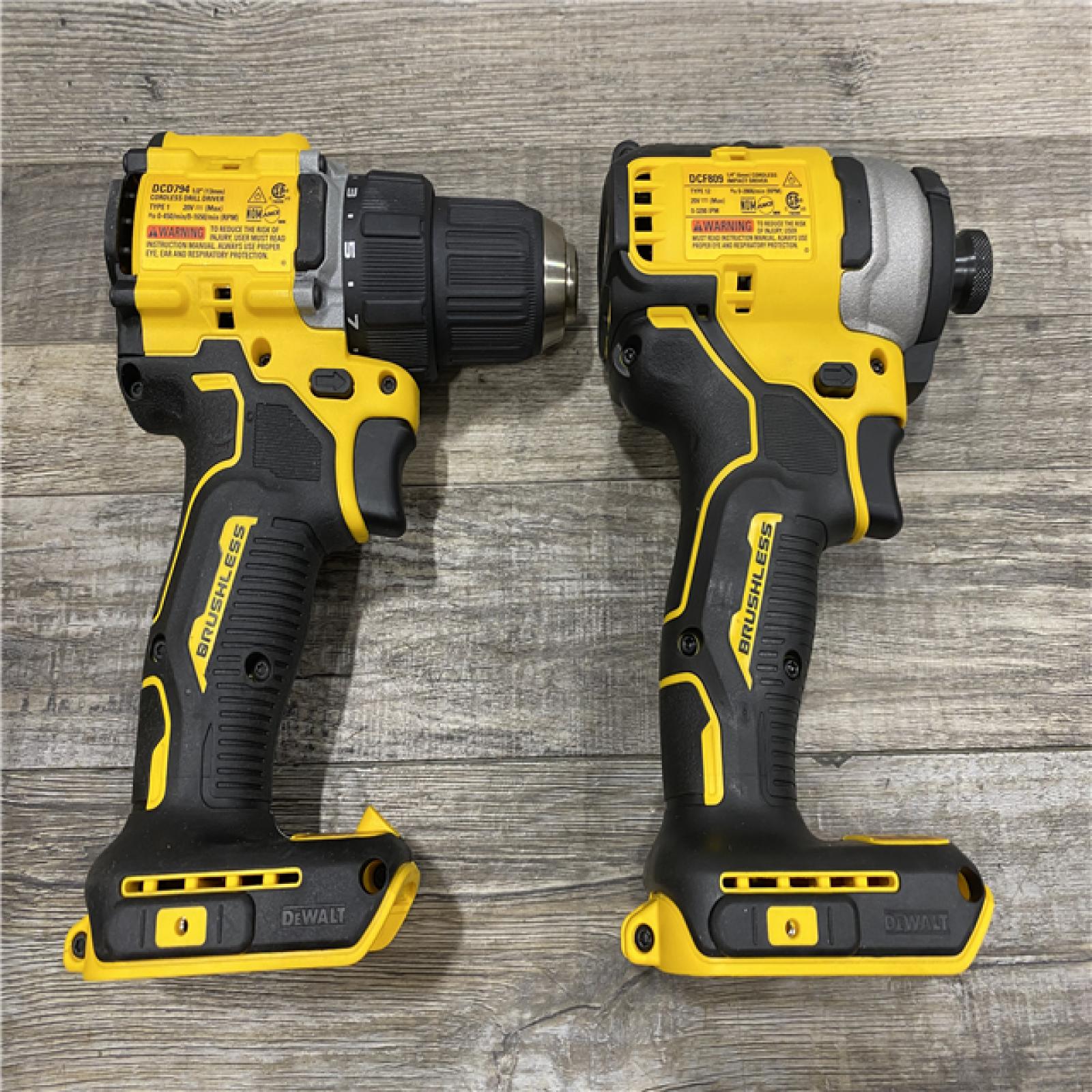 AS-IS DEWALT ATOMIC 20-Volt MAX Lithium-Ion Cordless Combo Kit
