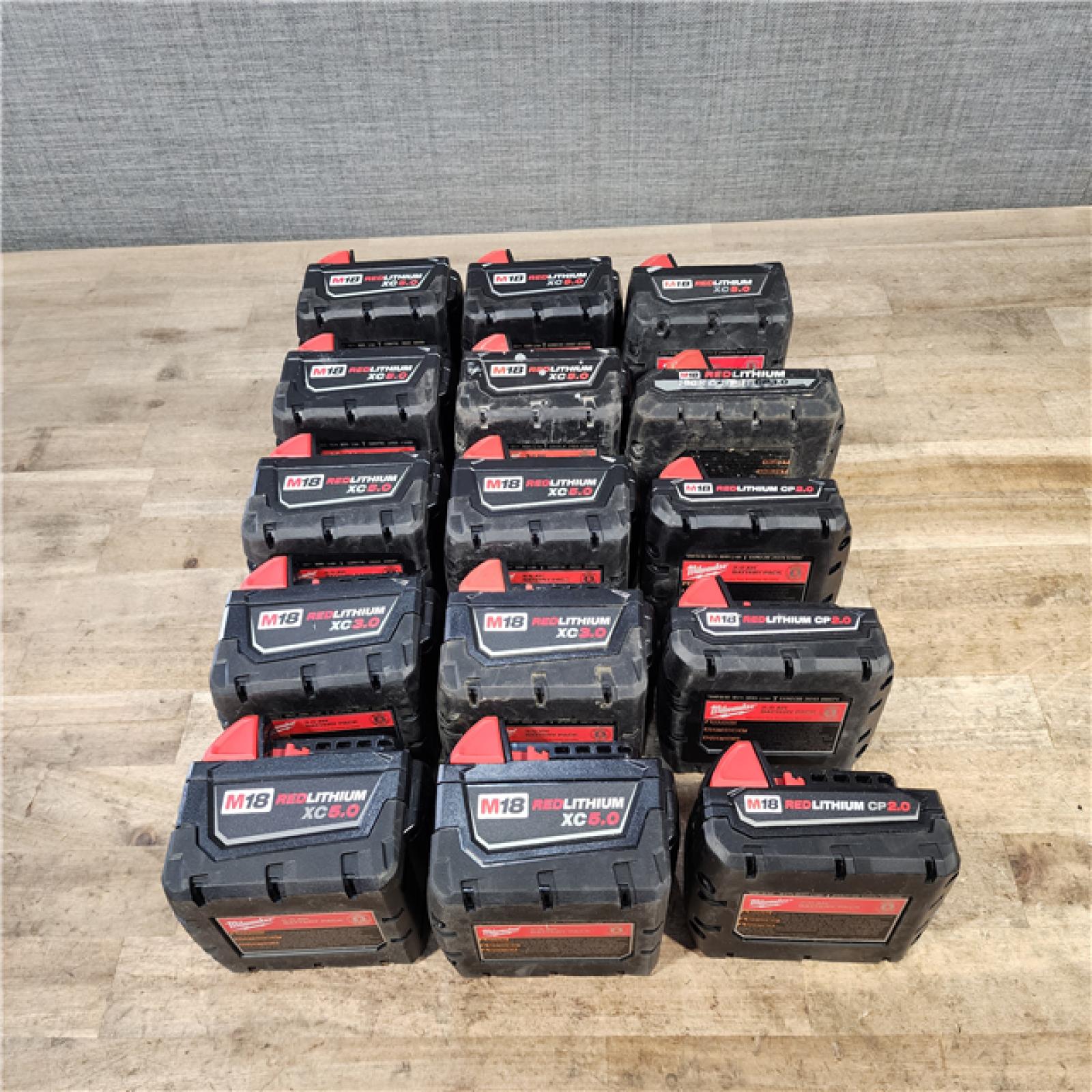 HOUSTON LOCATION - AS-IS MILWAUKEE BATTERY PACK QTY - 15