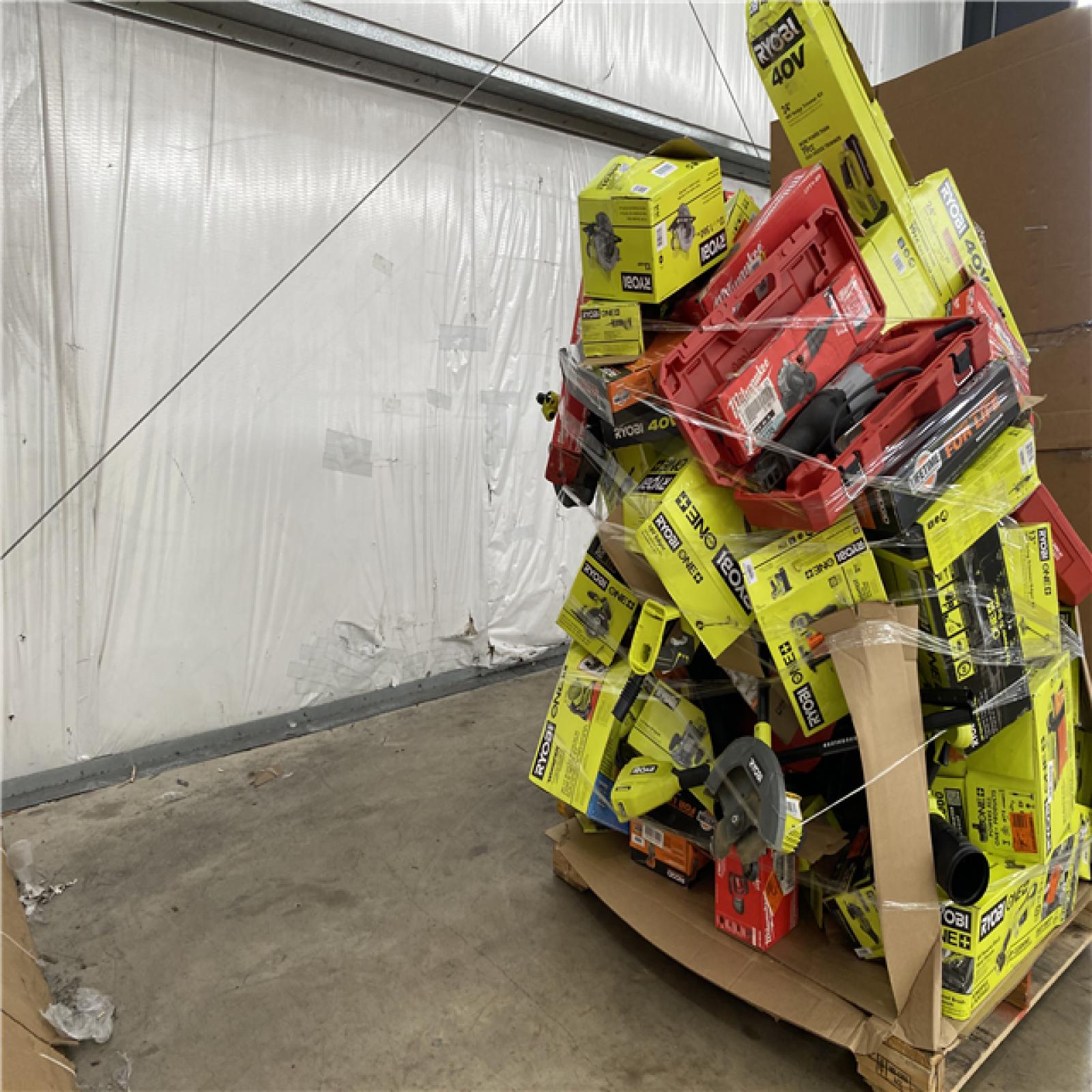 Houston Location AS IS - Tool Pallet