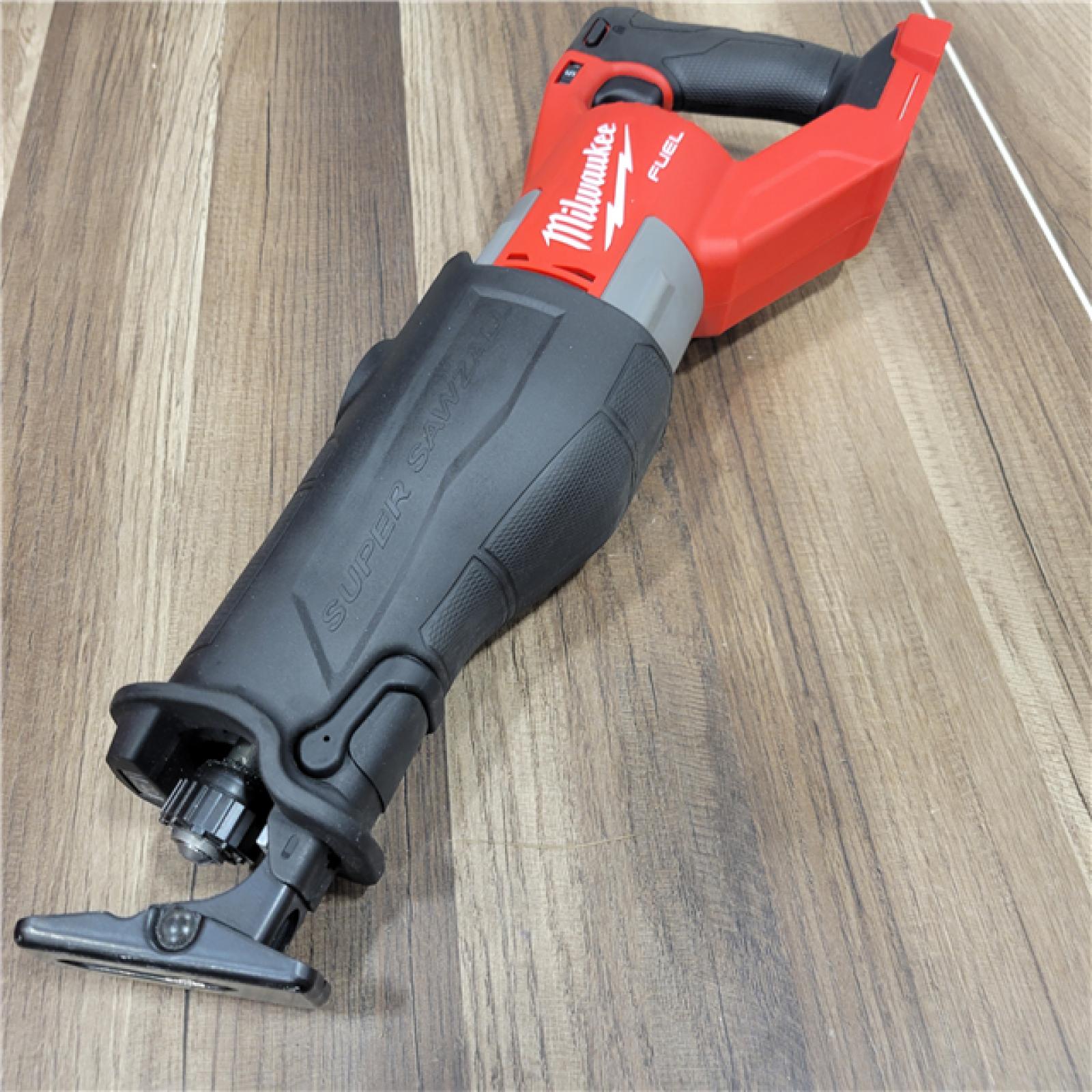 AS-IS Milwaukee M18 Fuel 18V Brushless Super Sawzall Reciprocating Saw 2722-20 (Bare Tool)