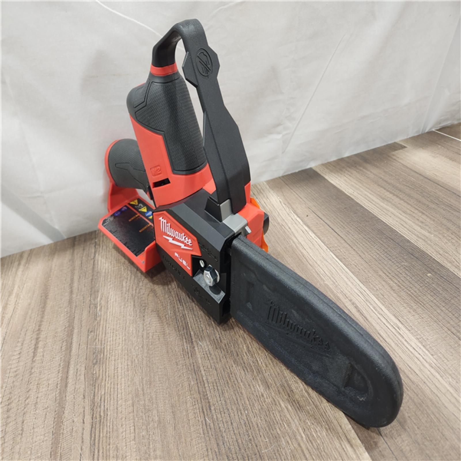 AS-IS- Milwaukee M12 FUEL 6 in. 12V Lithium-Ion Brushless Cordless Pruning Saw HATCHET (Tool-Only)