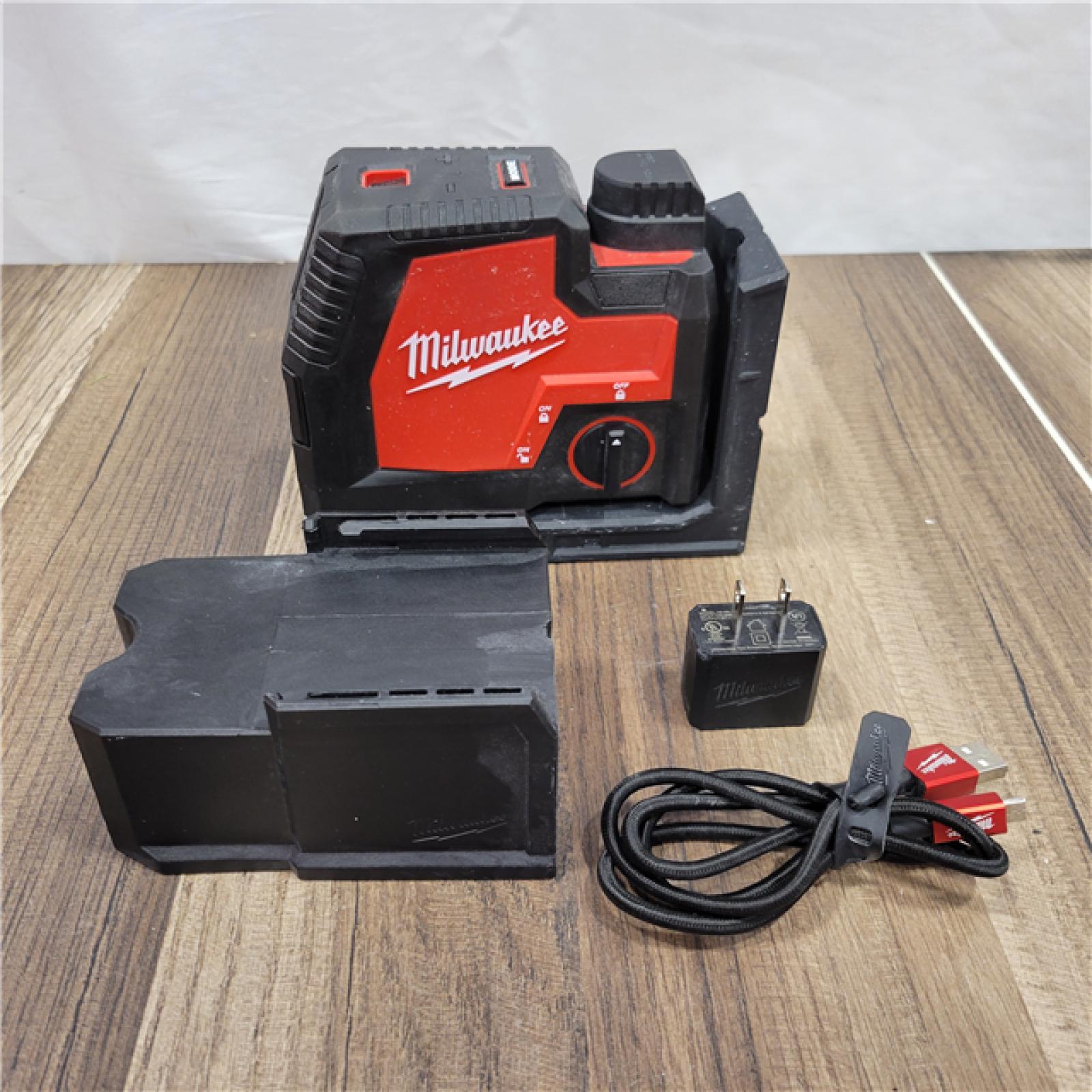 AS-IS Milwaukee-3522-21 Green Beam Laser Cross Line Plumb Point USB Rechargeable