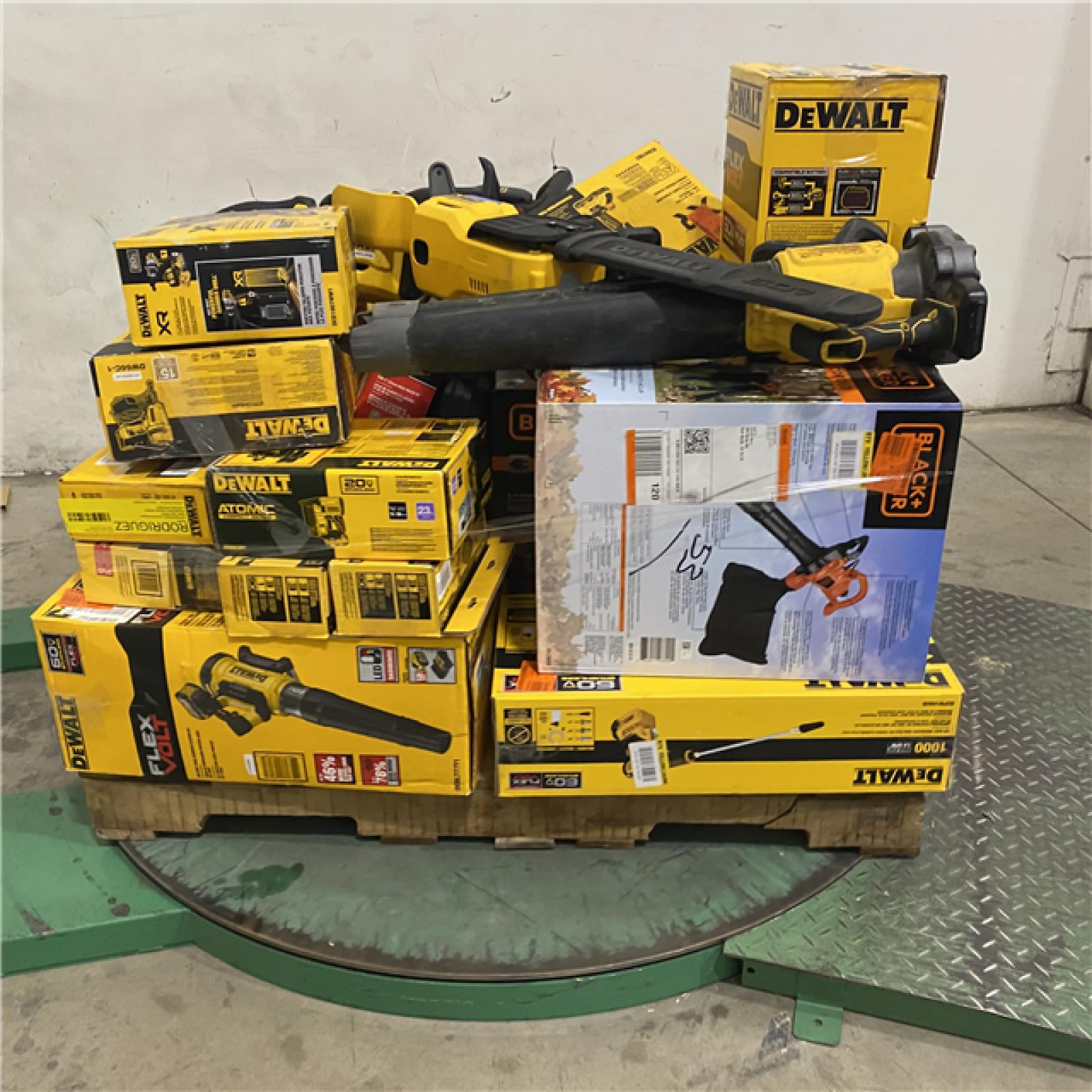 Dallas Location - As-Is DEWALT Tool Pallet