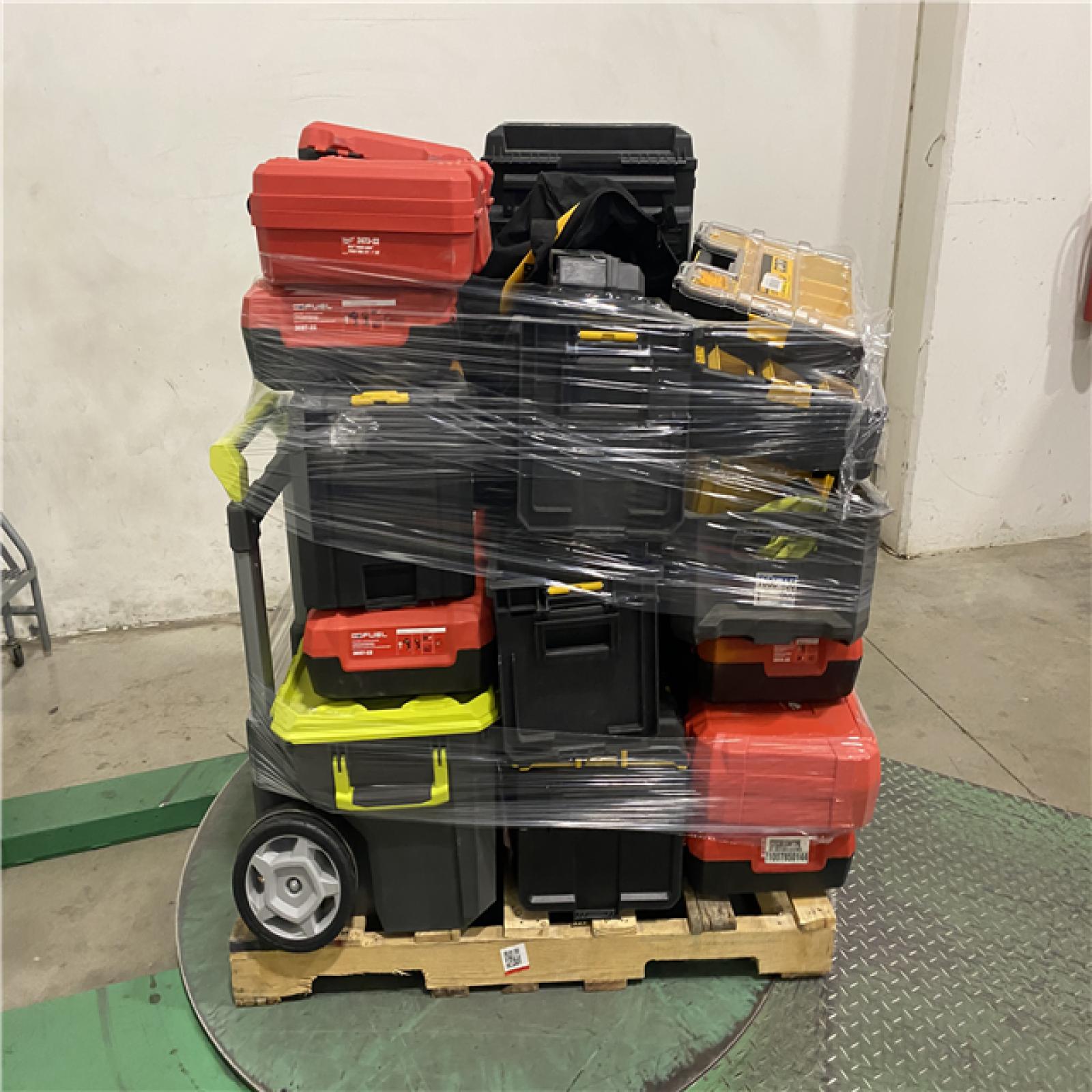 Dallas Location - As-Is Empty Case & Bag Pallet
