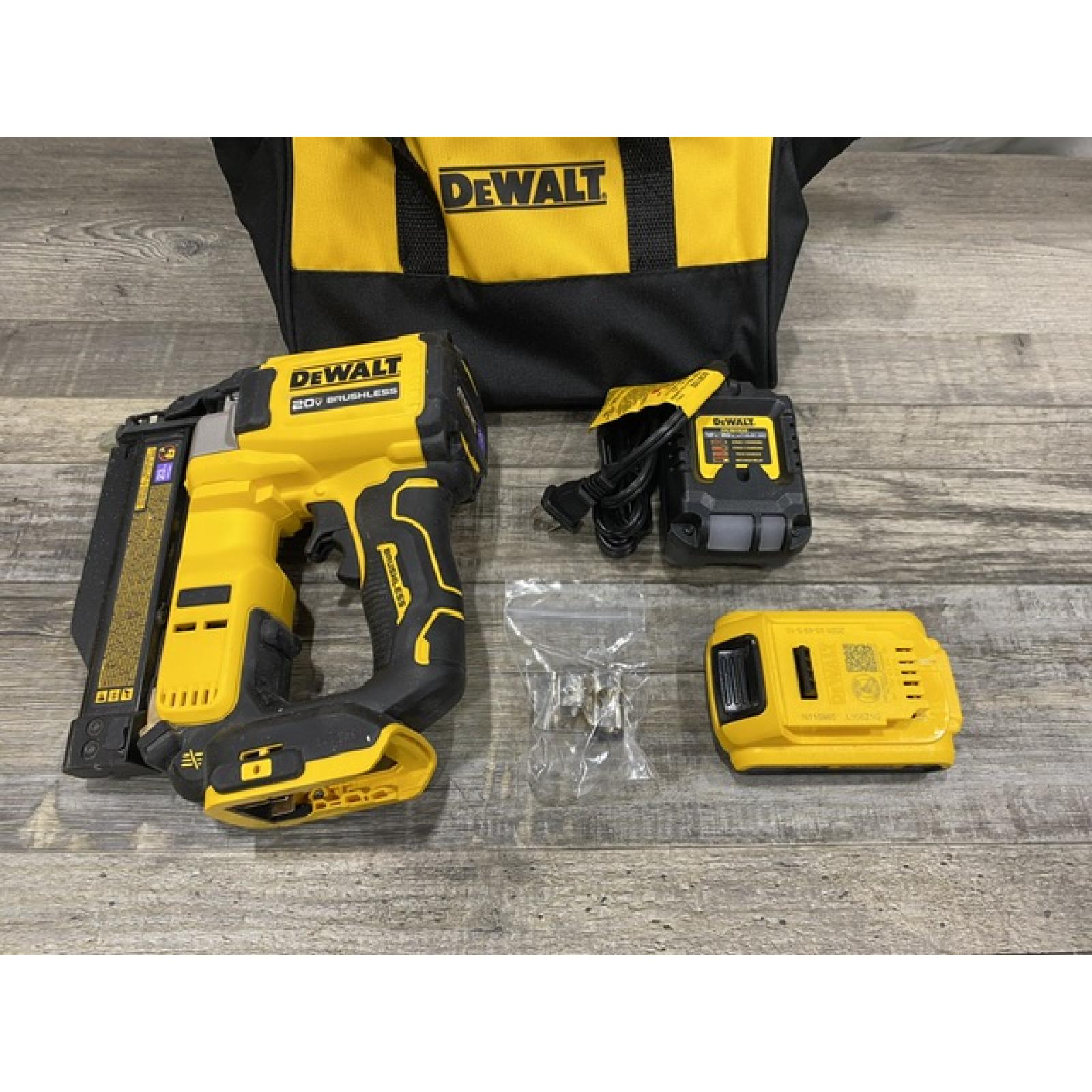 AS-IS DEWALT ATOMIC 20V MAX Lithium Ion Cordless 23 Gauge Pin Nailer Kit