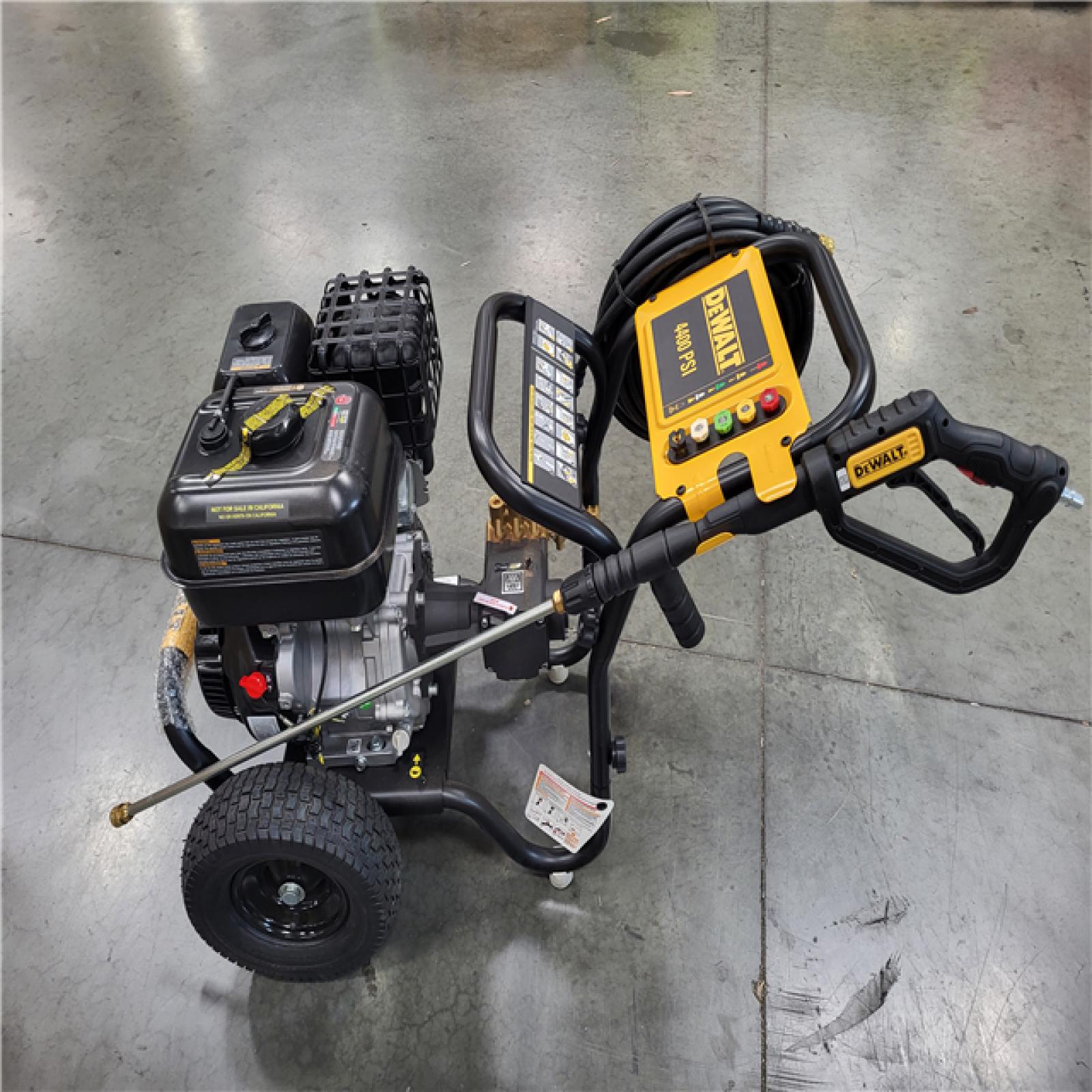 CALIFORNIA AS-IS DEWALT 4400 PSI COLD WATER GAS PRESSURE WASHER
