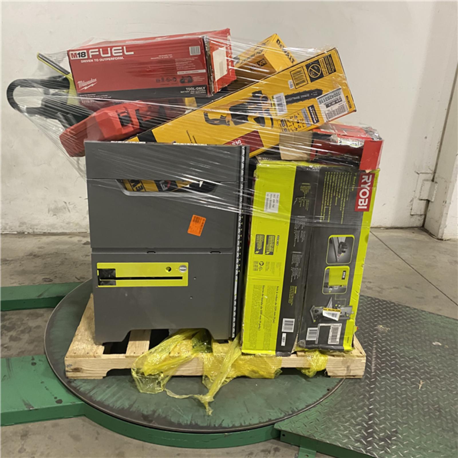 Dallas Location - As-Is Tool Pallet