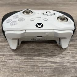 AS-IS Microsoft Elite Wireless Controller Series 2 for Xbox Series X  Xbox Series S  Xbox One in White