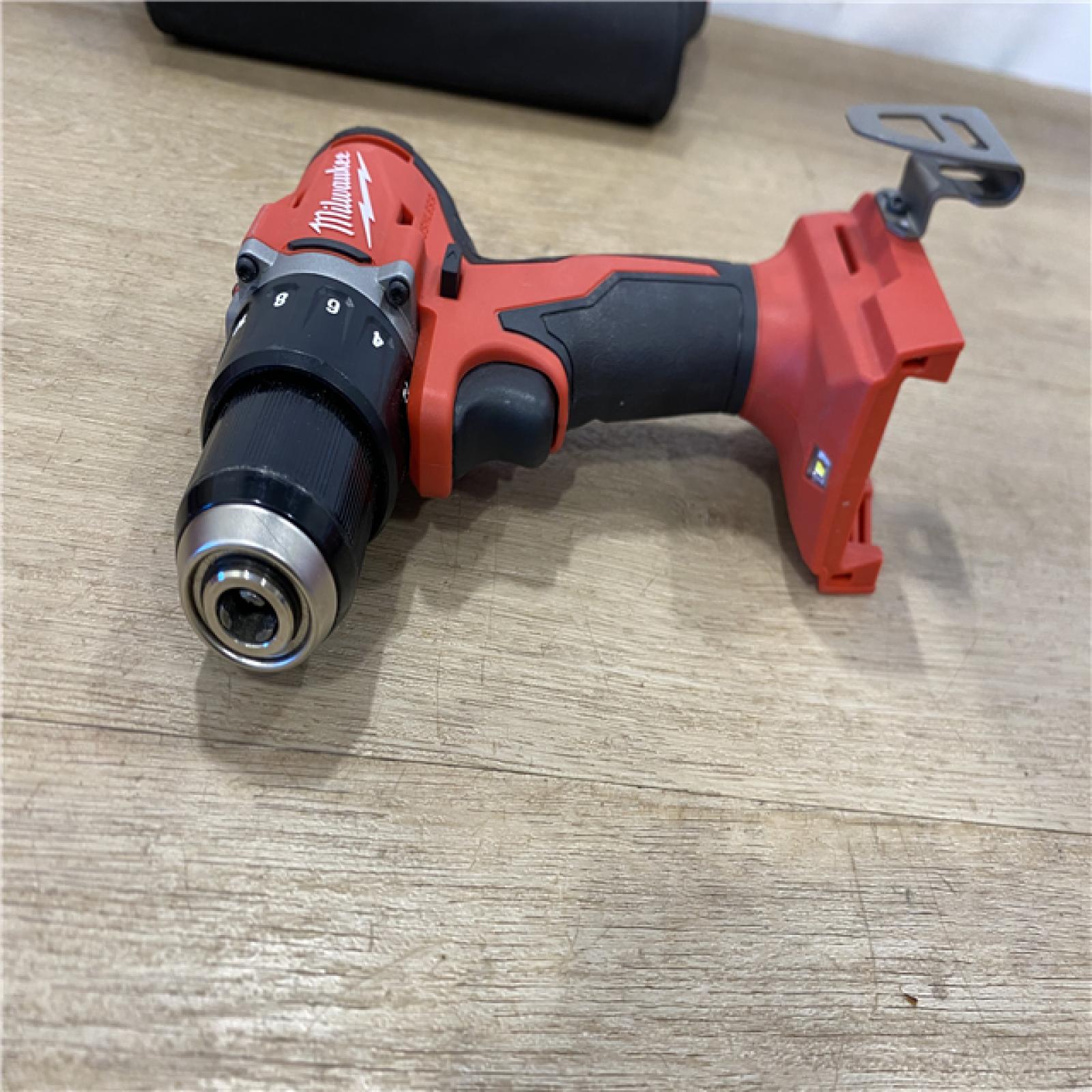 AS-IS Milwaukee 18V Lithium-Ion Brushless Cordless 1/2 in. Compact Drill/Driver with Kit