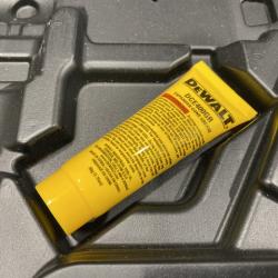 AS-IS DEWALT 20V MAX Cordless 1 in. PEX Expansion Tool Kit