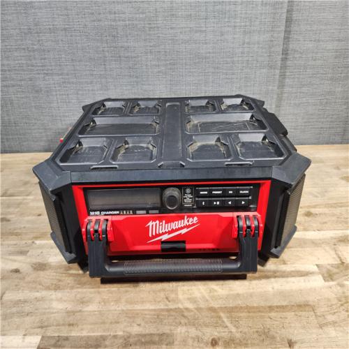 HOUSTON LOCATION - AS-IS Milwaukee 2950-20 18V M18 PACKOUT Lithium-Ion Cordless Radio + Charger (Tool Only)