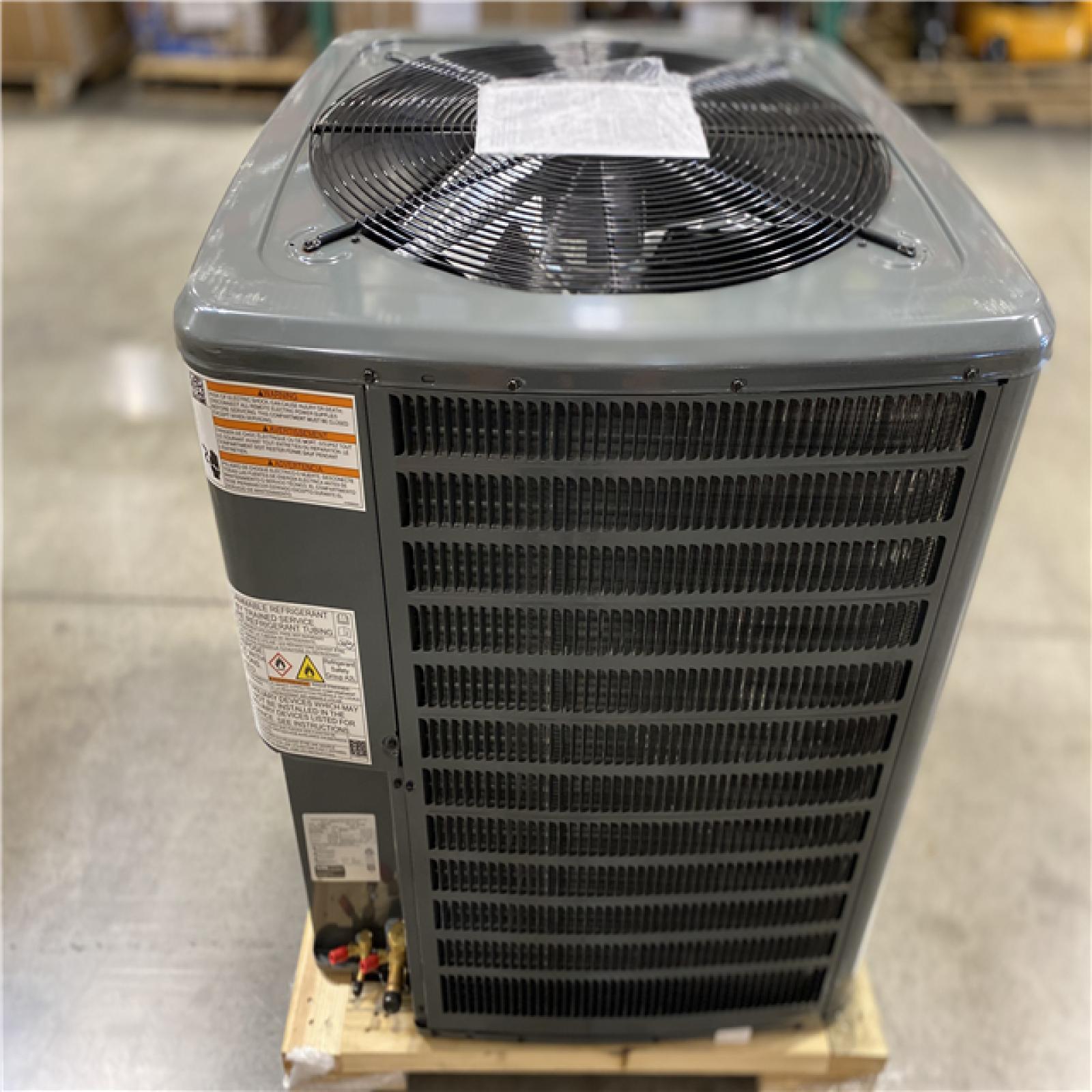 DALLAS LOCATION - GOODMAN R-32 3.5 Ton 15.2 SEER2 Straight