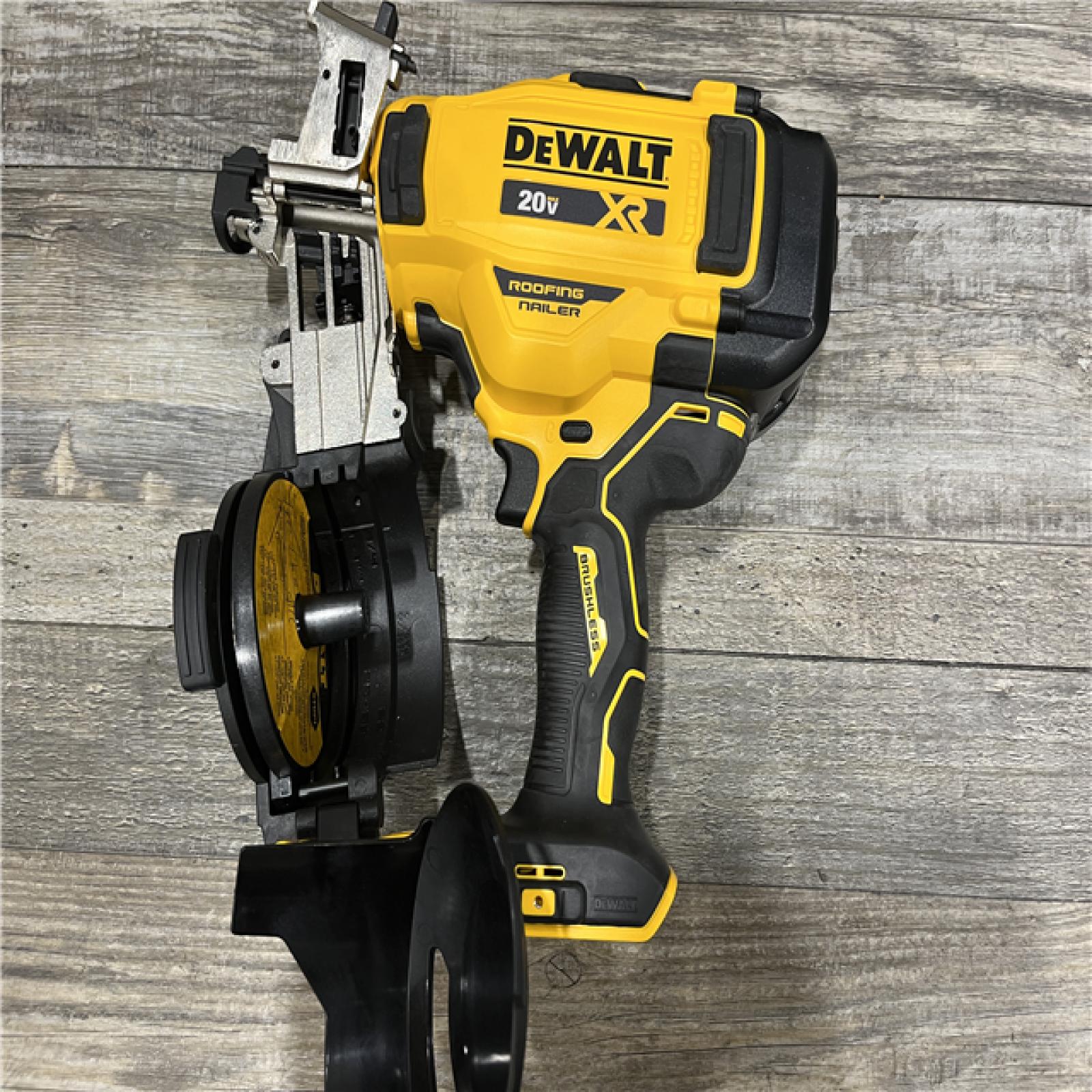 AS-IS DEWALT 20V MAX Lithium-Ion 15-Degree Electric Cordless Roofing Nailer Kit
