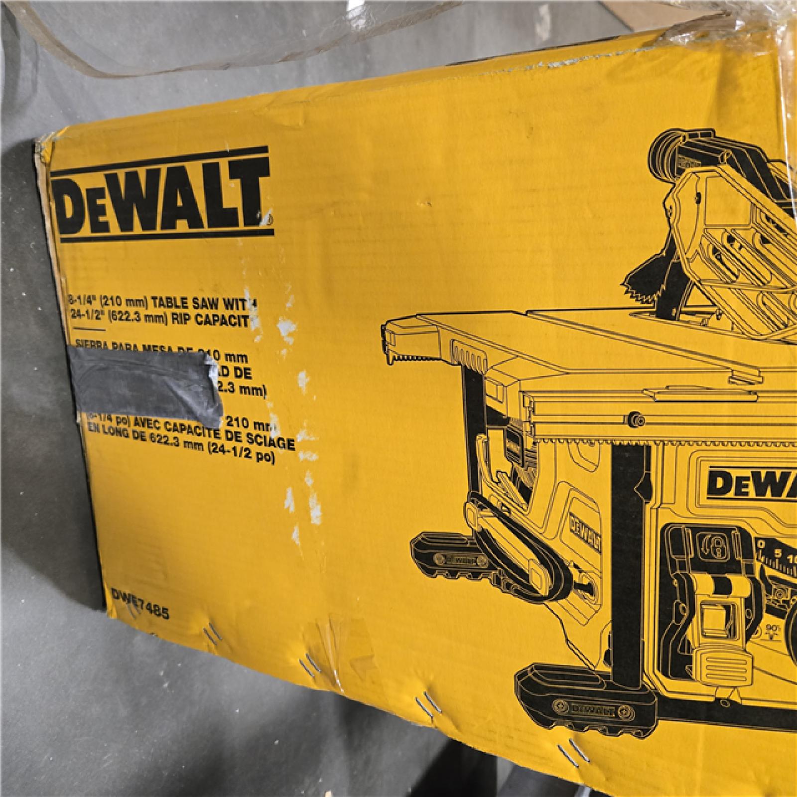 AS-IS DeWalt 15 Amps Corded 8-1/4 in. Compact Table Saw