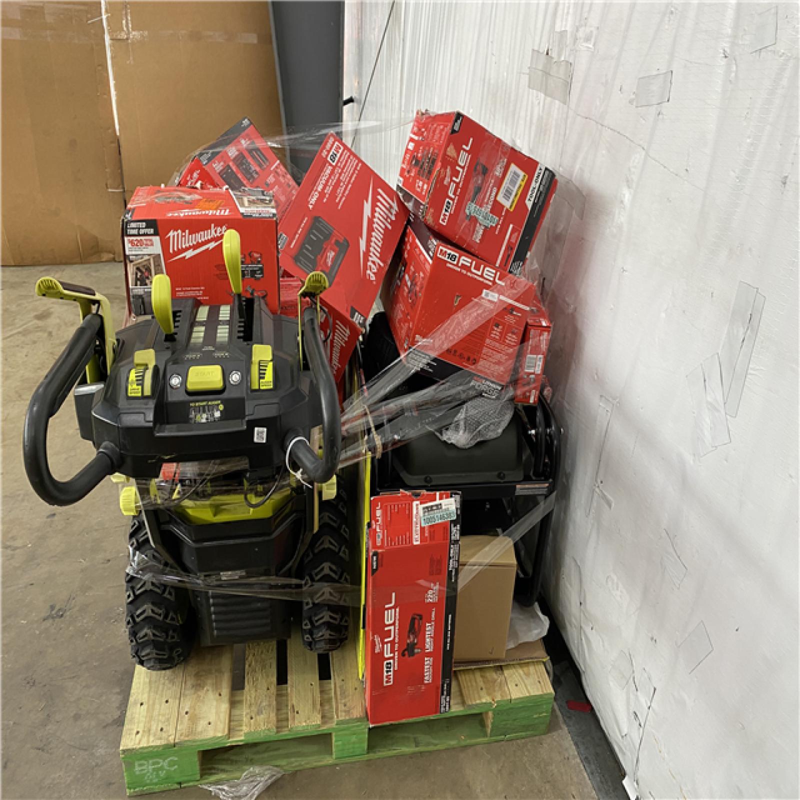 Houston Location AS IS - Tool Pallet