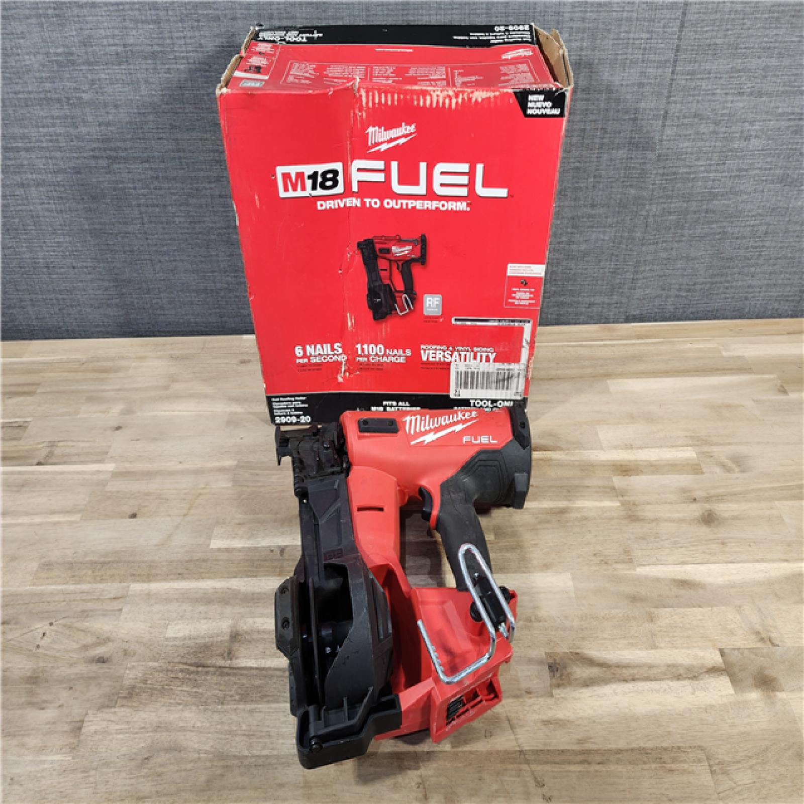 HOUSTON LOCATION - AS-IS M18 FUEL 18-Volt Lithium-Ion Brushless Cordless Coil Roofing Nailer (Tool Only)