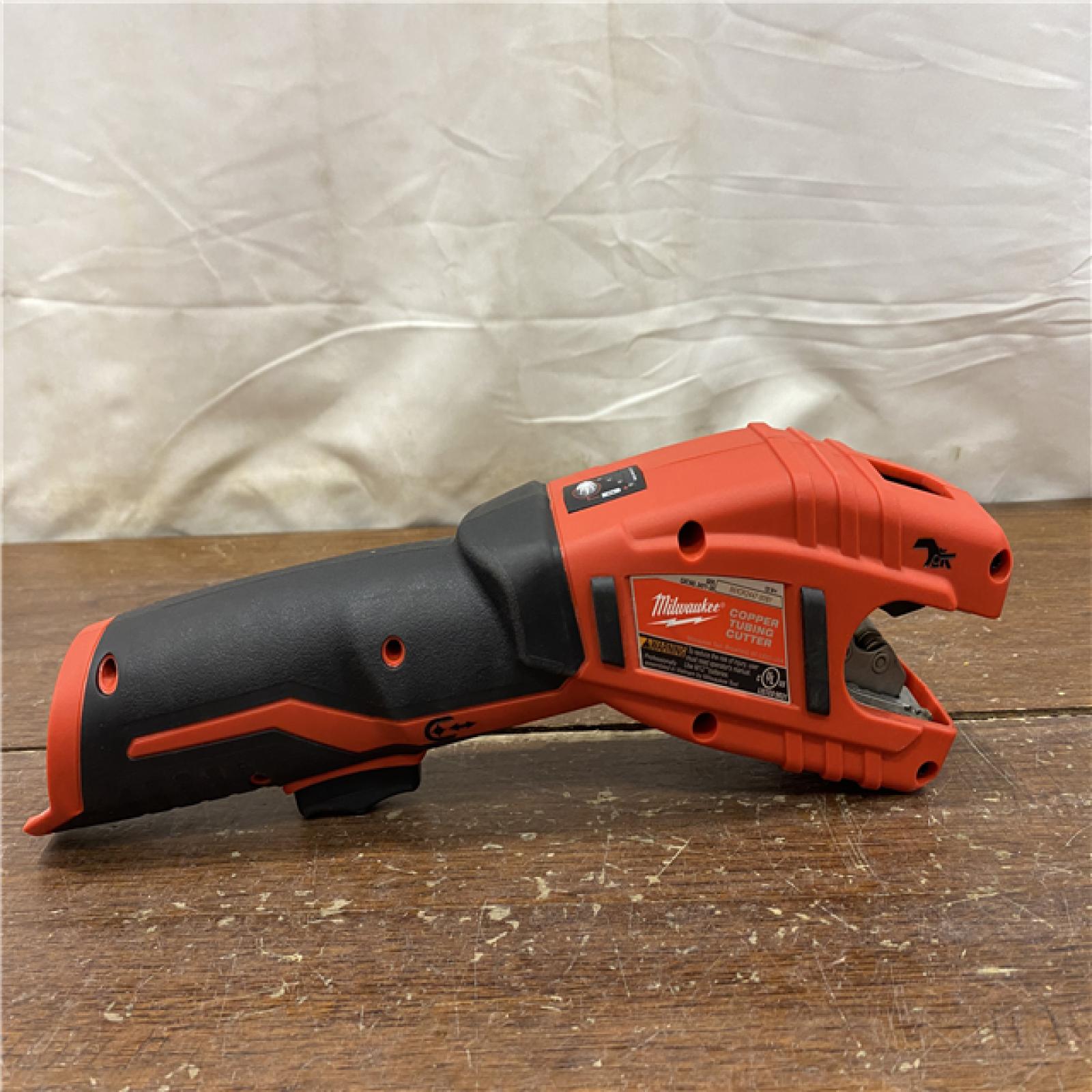 AS-IS M12 12V Lithium-Ion Cordless Copper Tubing Cutter (Tool-Only)