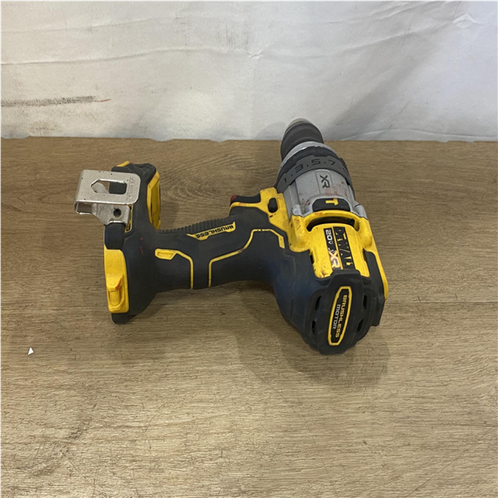 AS-IS DEWALT 20V XR Lithium-Ion Cordless Hammer Drill Kit