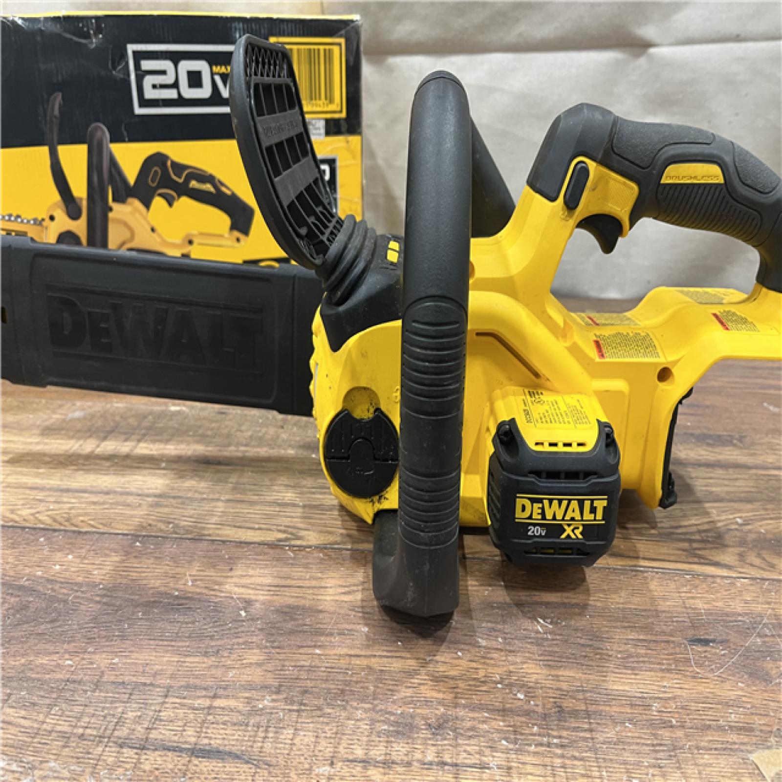 AS-IS DeWalt 20V MAX Compact 12 Brushless Chainsaw (Bare Tool) DCCS621B