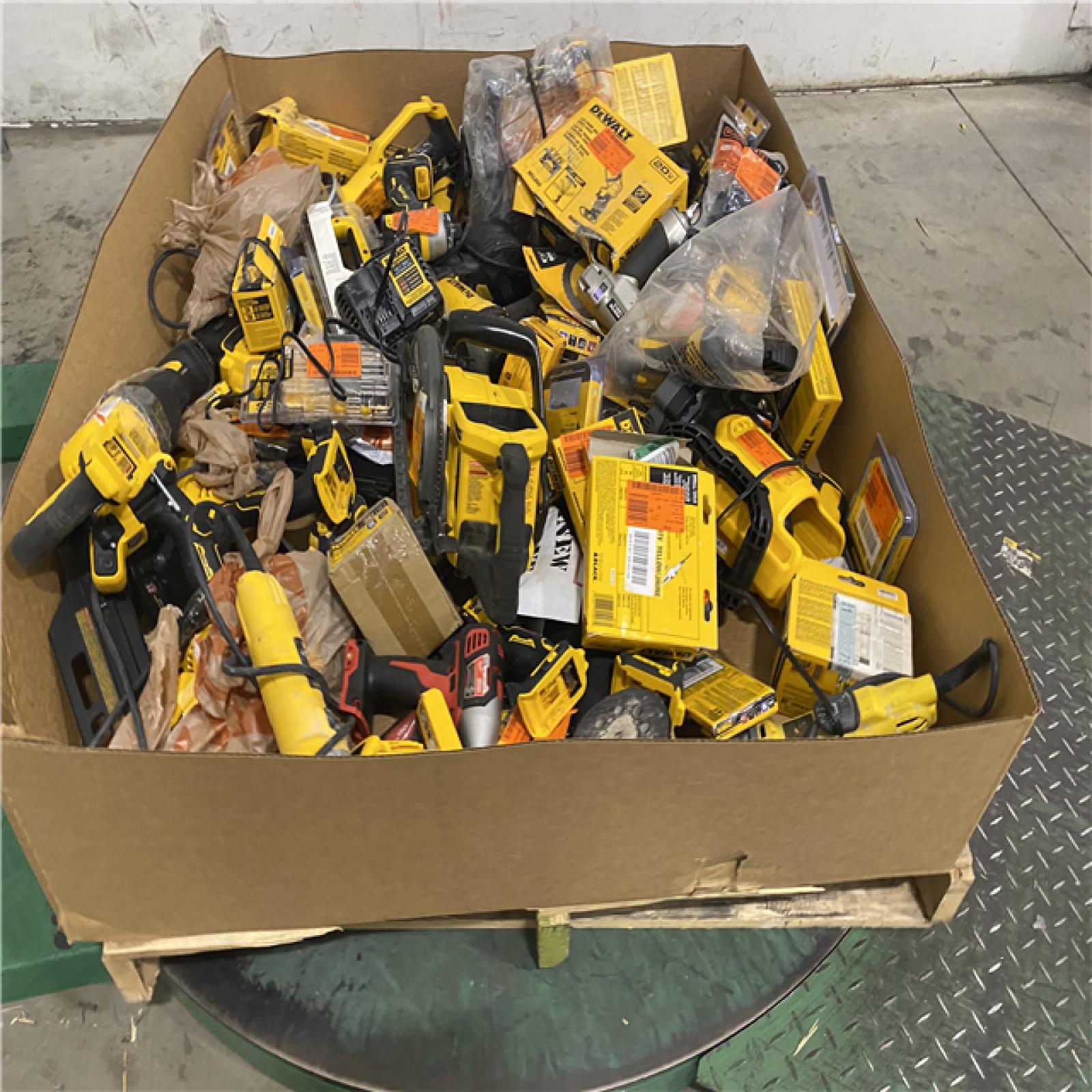Dallas Location - As-Is DEWALT Tool Pallet