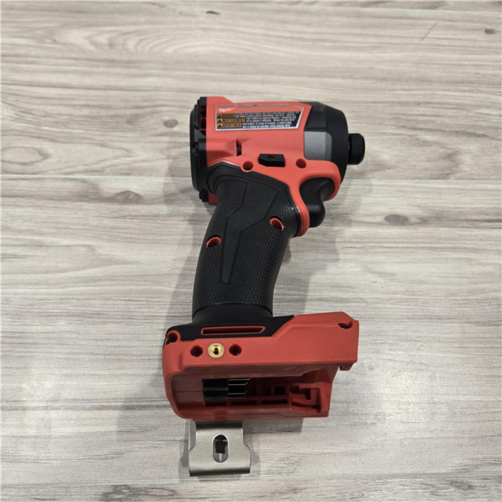 LIKE NEW! - Milwaukee 2953-22 M18 FUEL Hex Impact Driver Kit