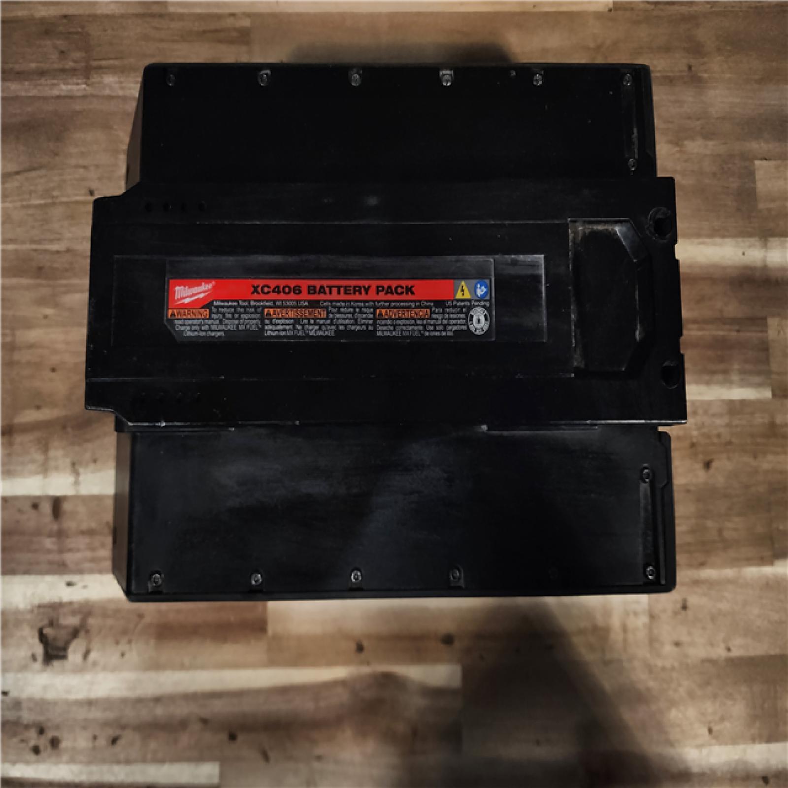 HOUSTON LOCATION - AS-IS Milwaukee MX FUEL Lithium-Ion REDLITHIUM XC406 Battery Pack