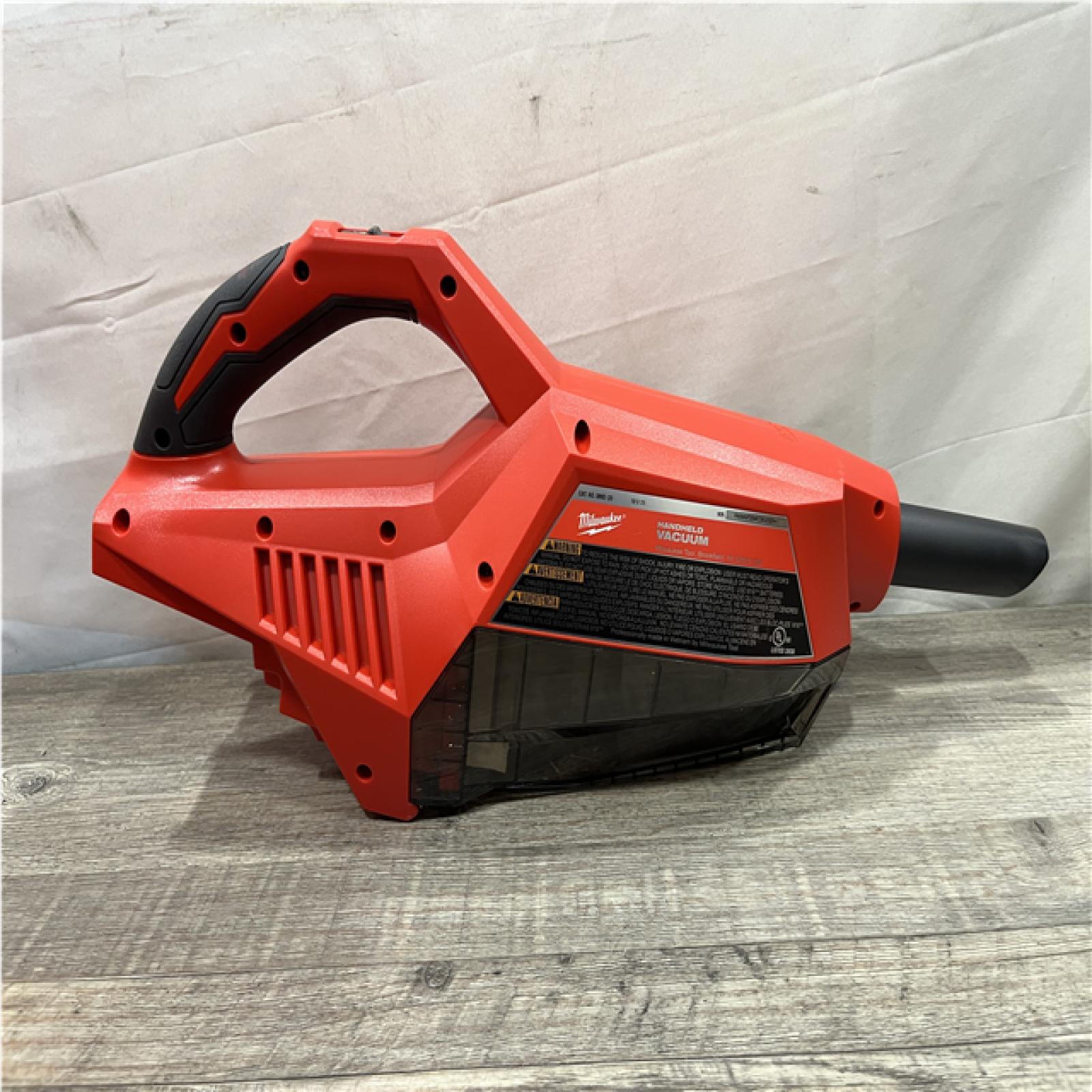 AS-IS Milwaukee 18-Volt Lithium-Ion Brushless Bagless Cordless HEPA Handheld Vacuum (Vacuum Only)