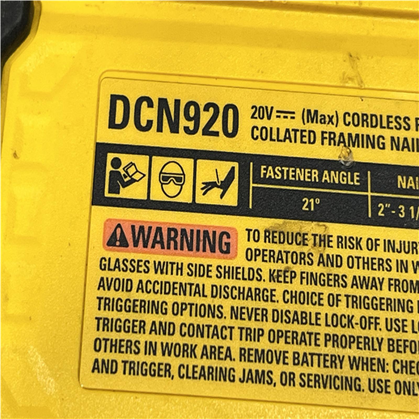 AS-IS DEWALT 20-Volt 21° Cordless Framing Nailer Kit