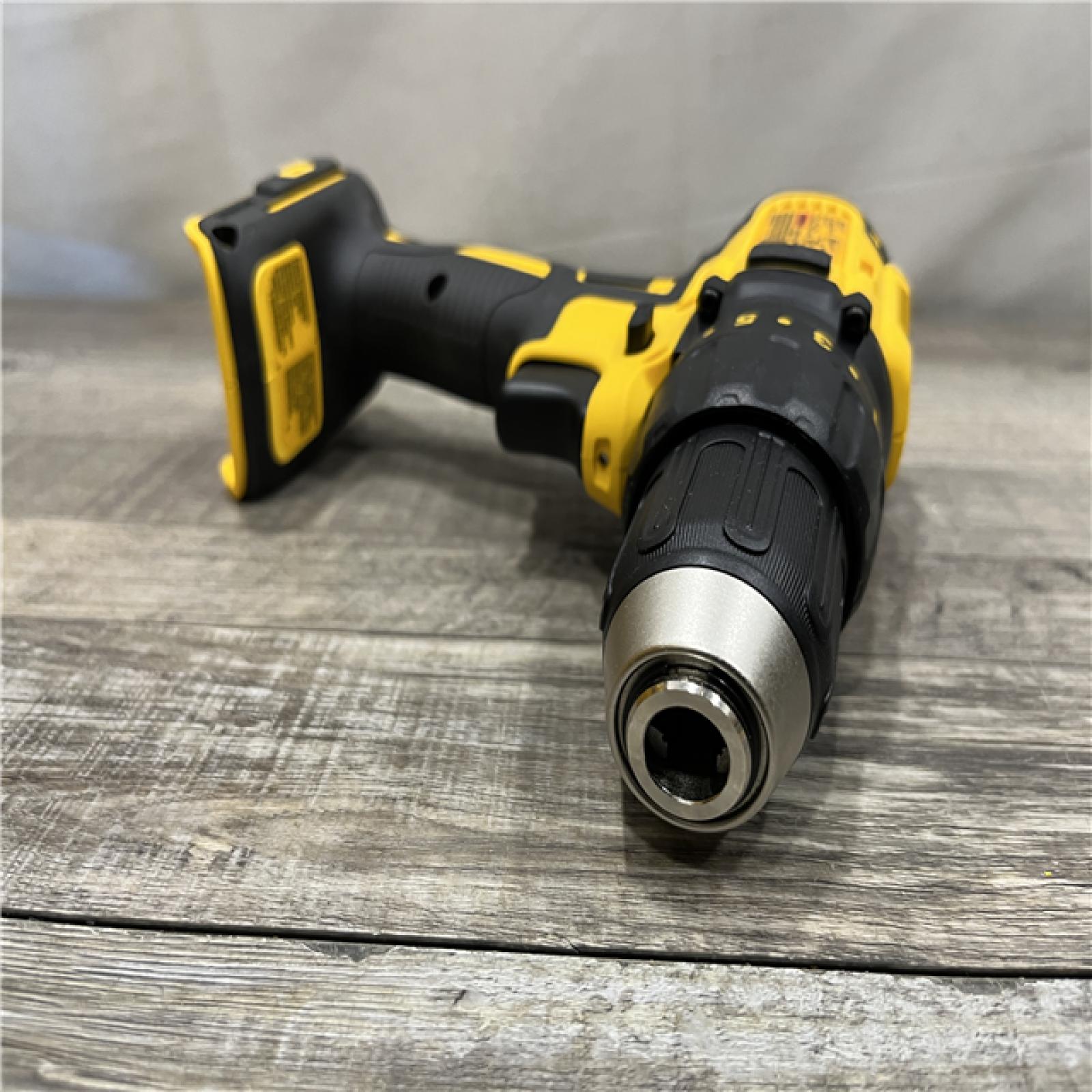 AS-IS DEWALT 20-Volt MAX Lithium-Ion Cordless 1/2 in. Compact Drill/Driver Kit