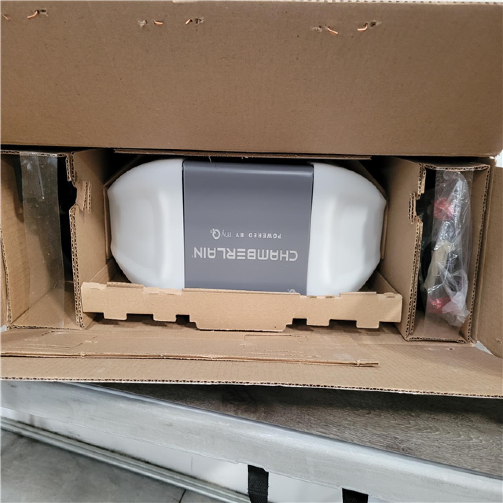 California NEW Chamberlain SMART Garage Opener Model B4505T