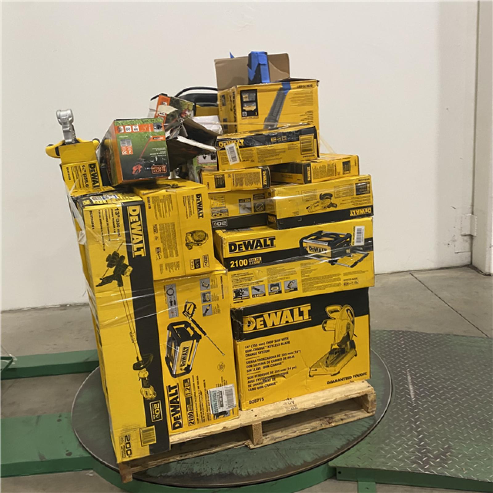 Dallas Location - As-Is Tool Pallet