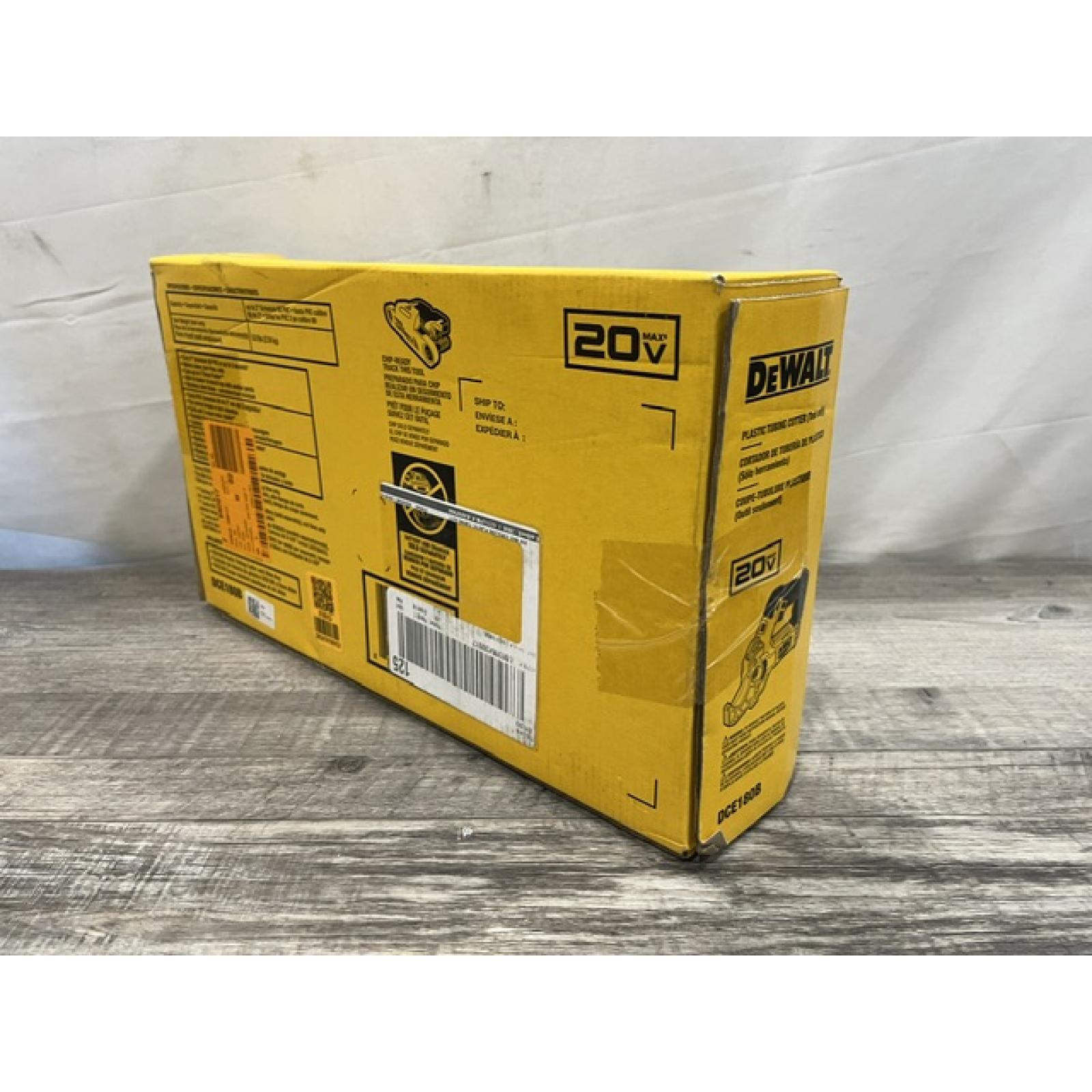 NEW - DEWALT 20V MAX Cordless Plastic Tubing Cutter (Tool Only)