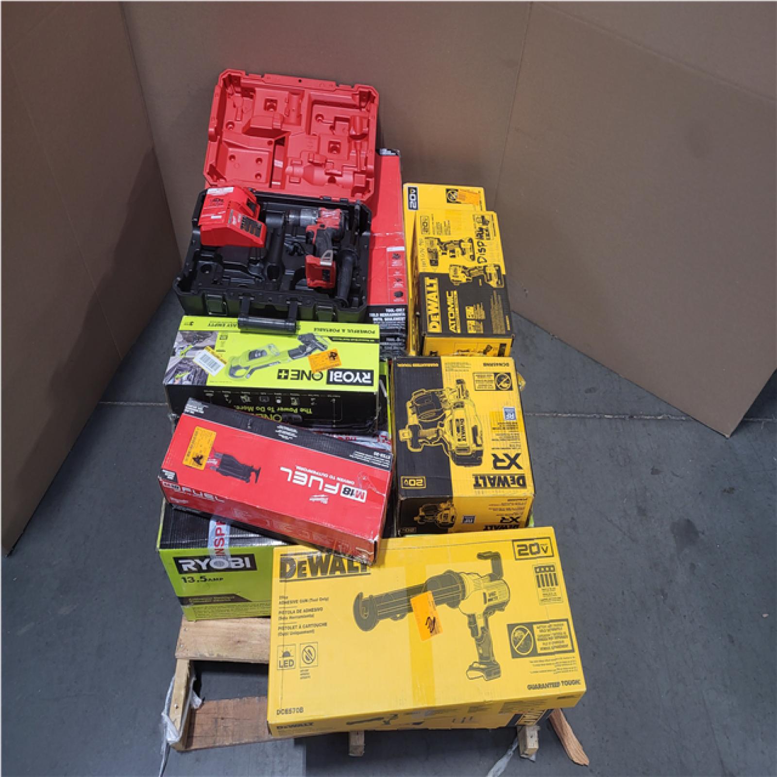 PHOENIX AS-IS TOOL PALLET