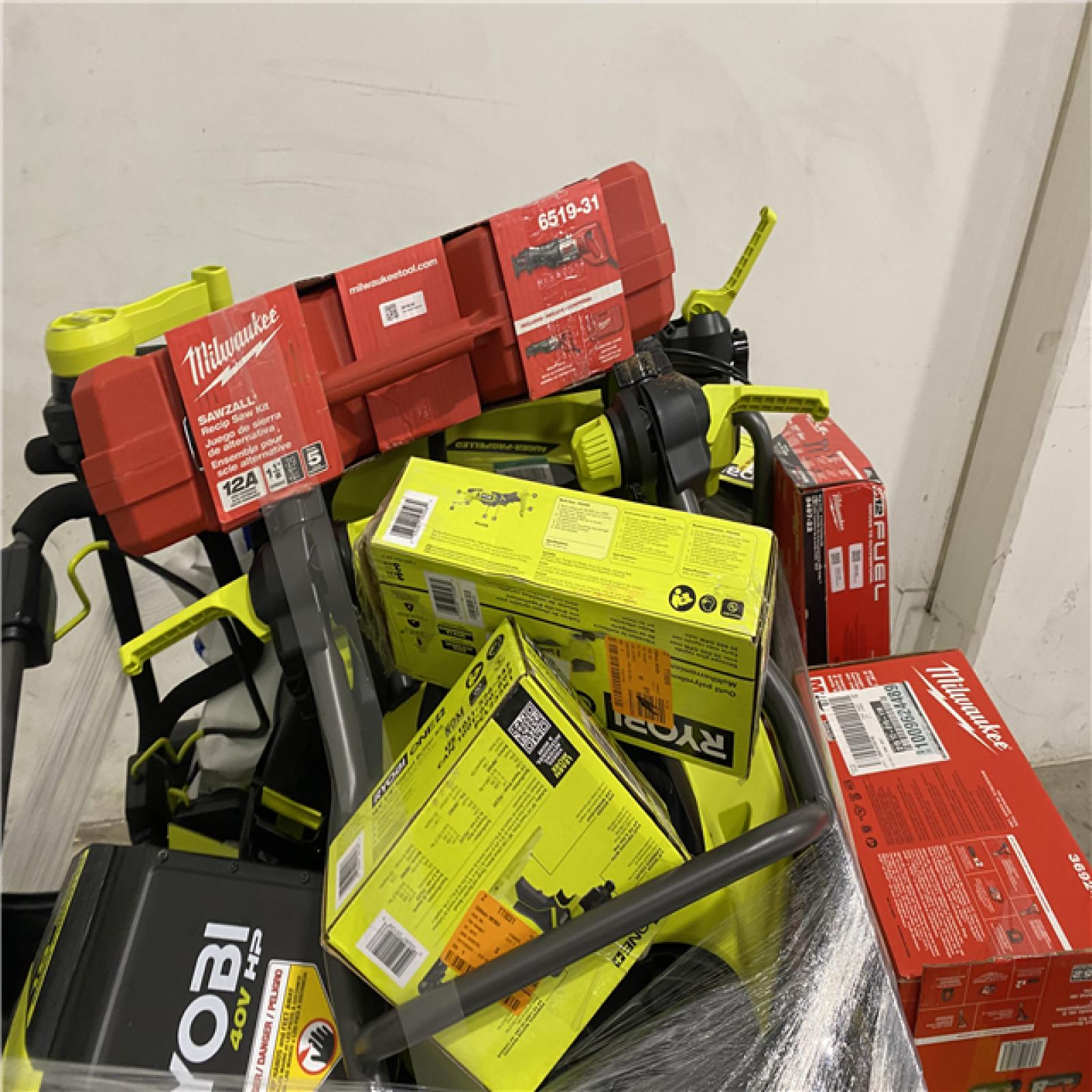 Dallas Location - As-Is Tool Pallet