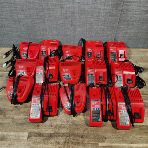 HOUSTON LOCATION - AS-IS MILWAUKEE BATTERY CHARGER PACK QTY - 15